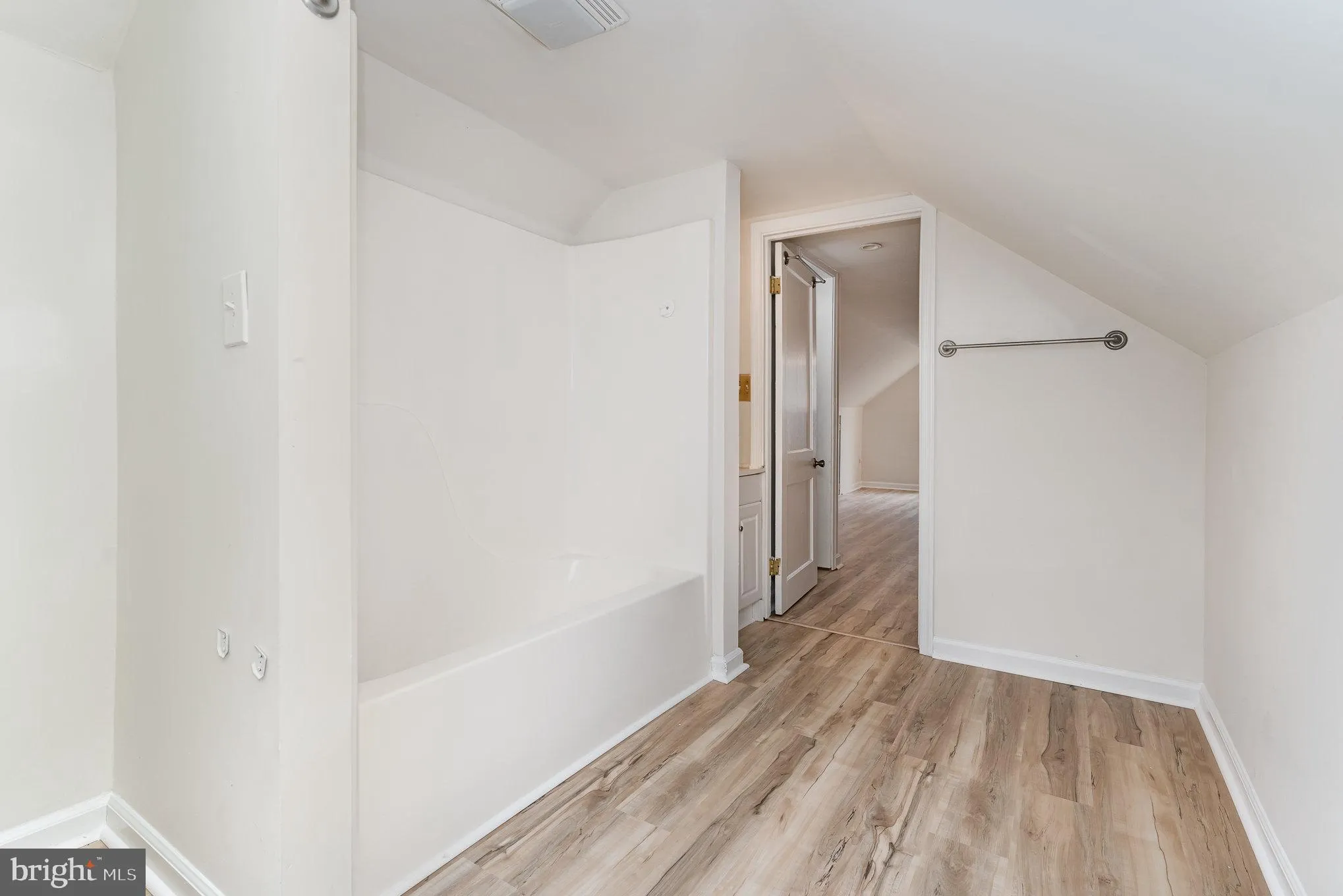 Fredericksburg, Virginia 22405, United States, 3 Bedrooms Bedrooms, ,2 BathroomsBathrooms,Residential,Active,161260