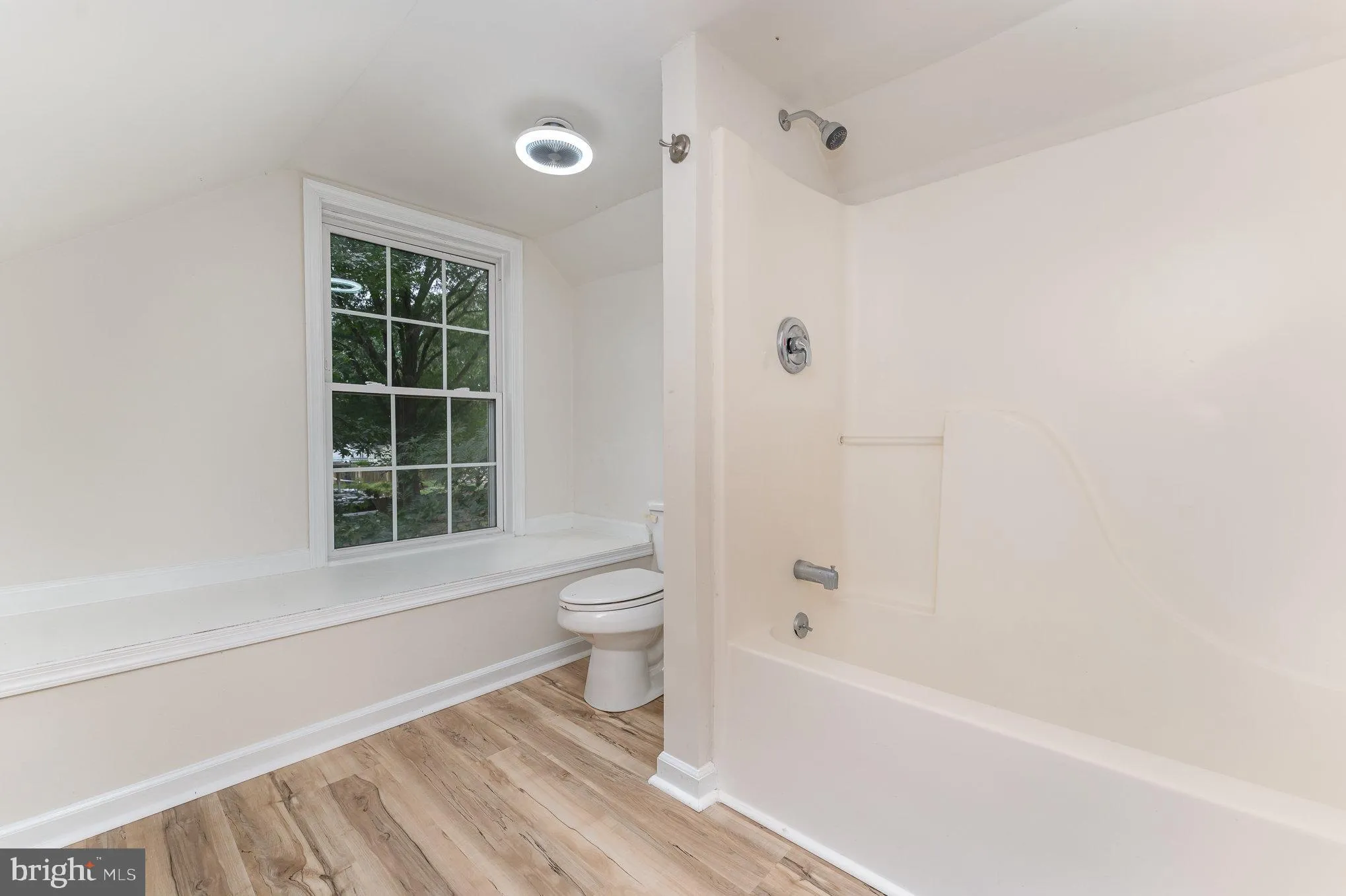 Fredericksburg, Virginia 22405, United States, 3 Bedrooms Bedrooms, ,2 BathroomsBathrooms,Residential,Active,161260