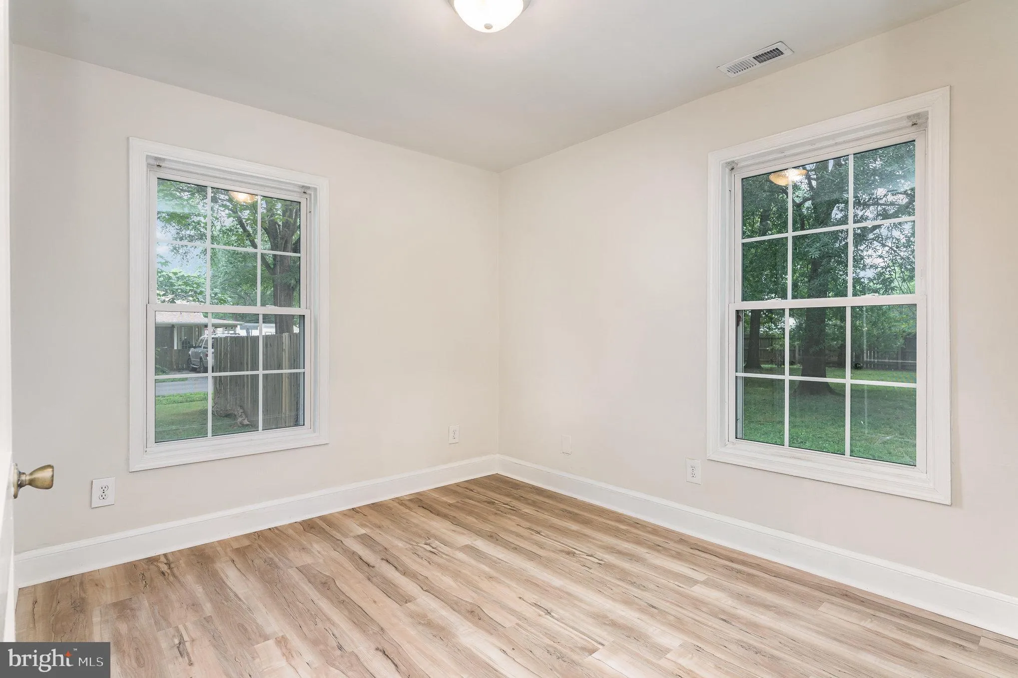 Fredericksburg, Virginia 22405, United States, 3 Bedrooms Bedrooms, ,2 BathroomsBathrooms,Residential,Active,161260