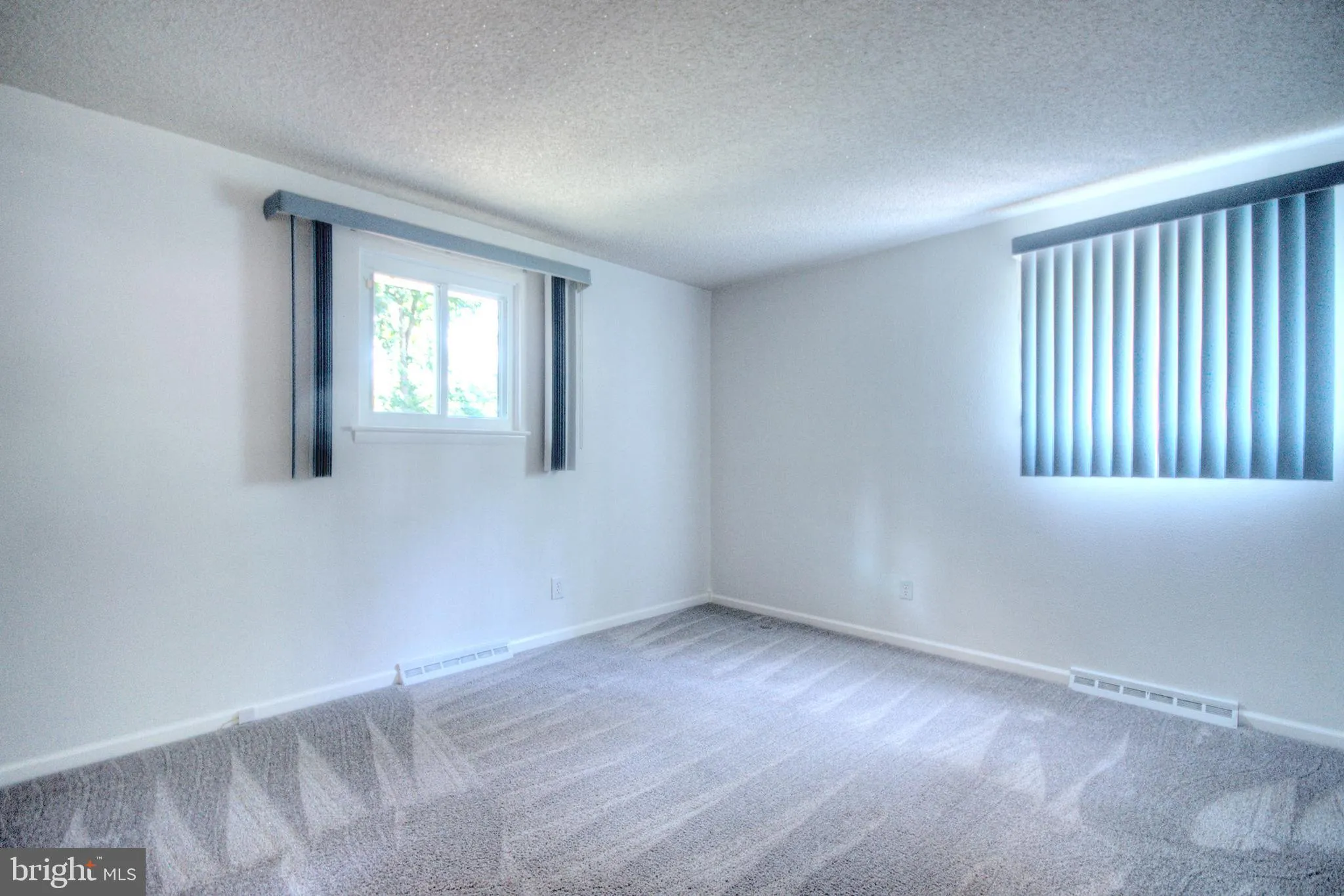 Turnersville, New Jersey 08012, United States, 4 Bedrooms Bedrooms, ,2 BathroomsBathrooms,Residential,Active,166838