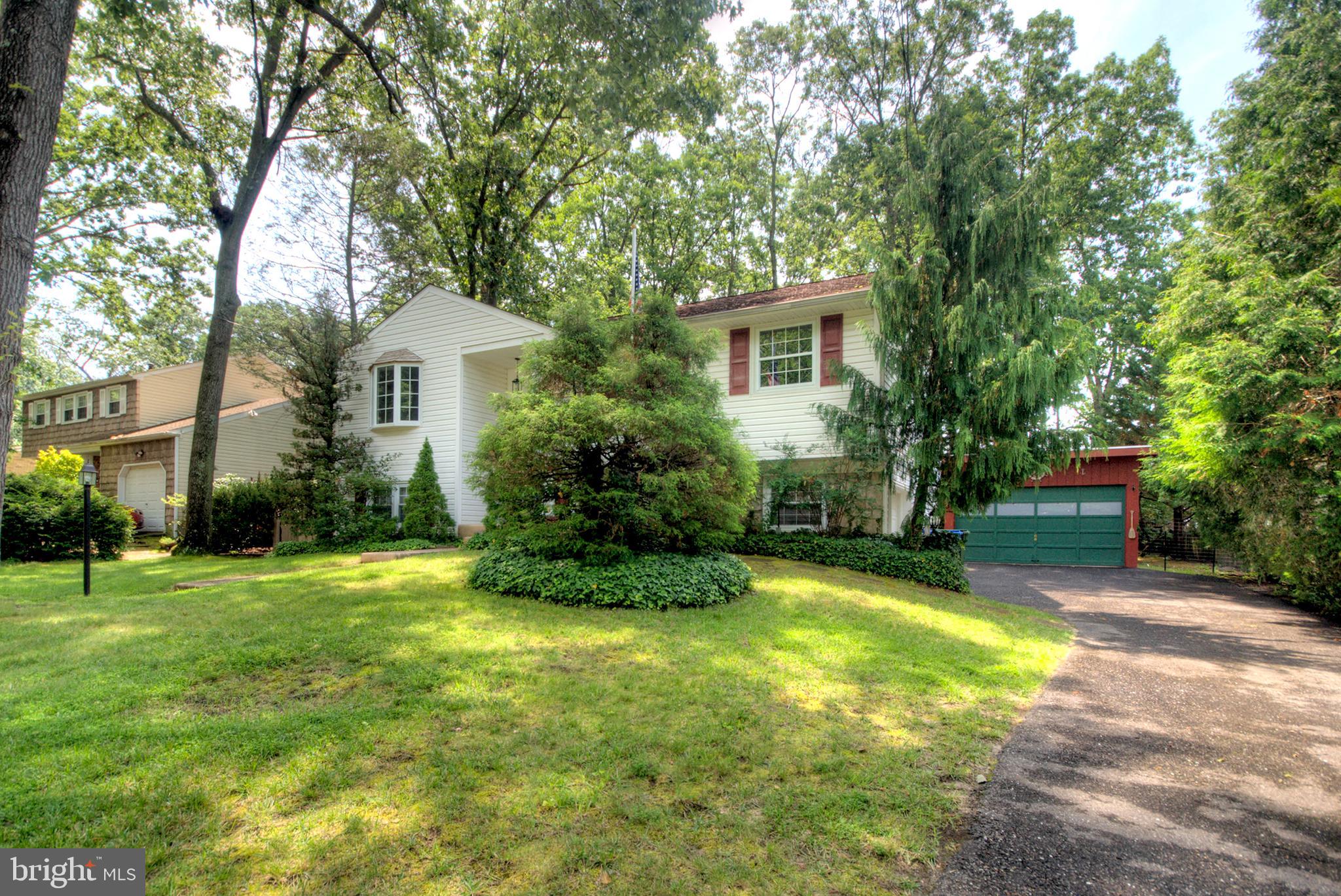 425 STANFORD AVENUE