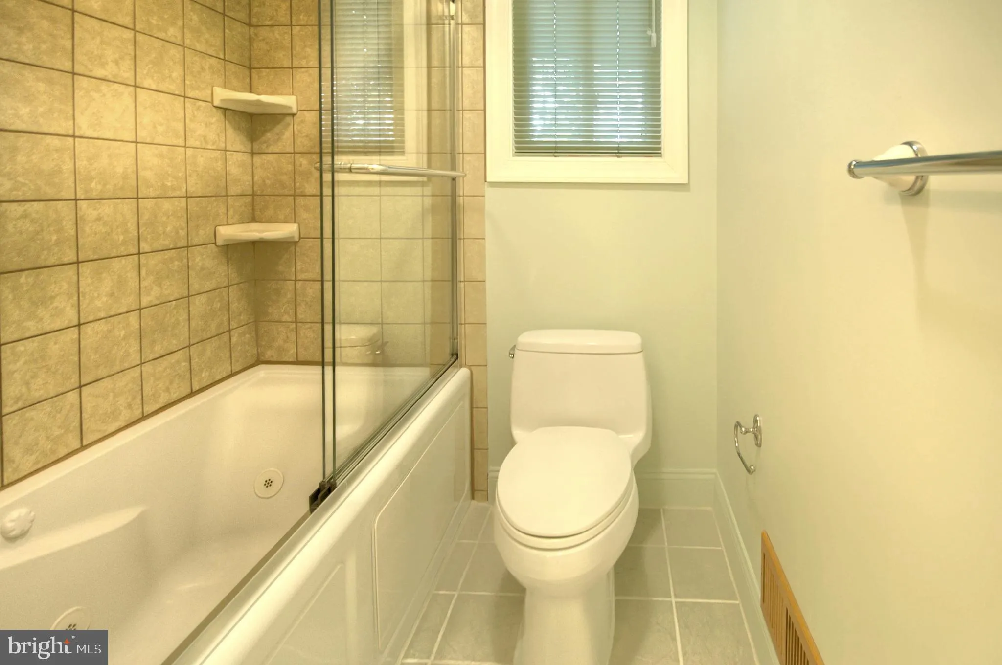 Turnersville, New Jersey 08012, United States, 4 Bedrooms Bedrooms, ,2 BathroomsBathrooms,Residential,Active,166838