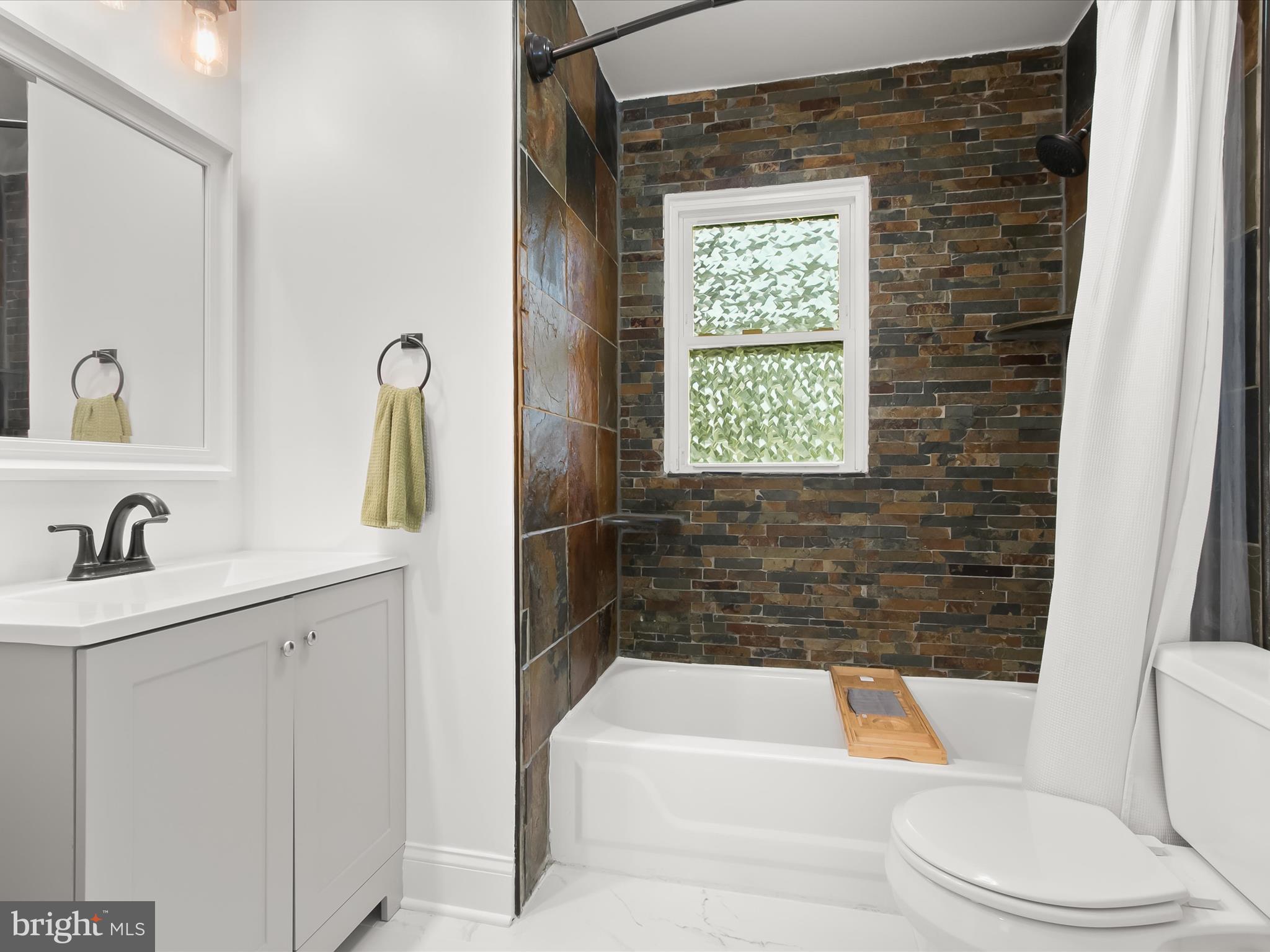 HILLCREST HEIGHTS - Residential