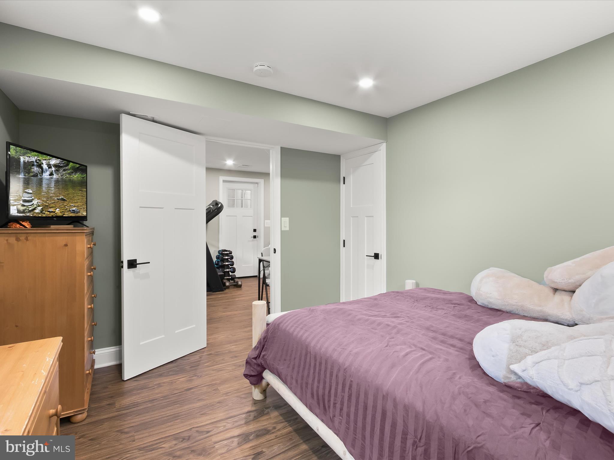 HILLCREST HEIGHTS - Residential