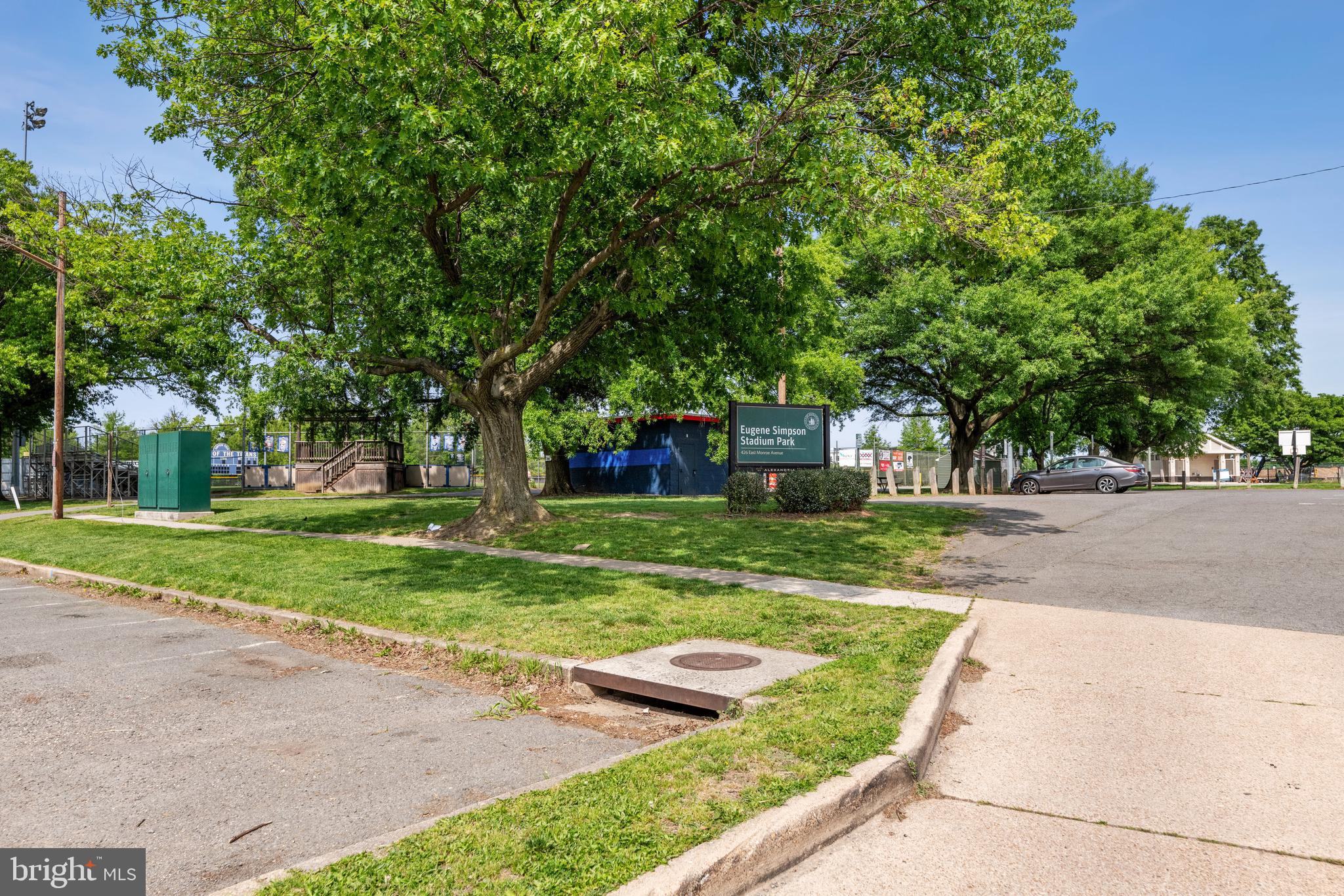 BEVERLEY HILLS - Residential