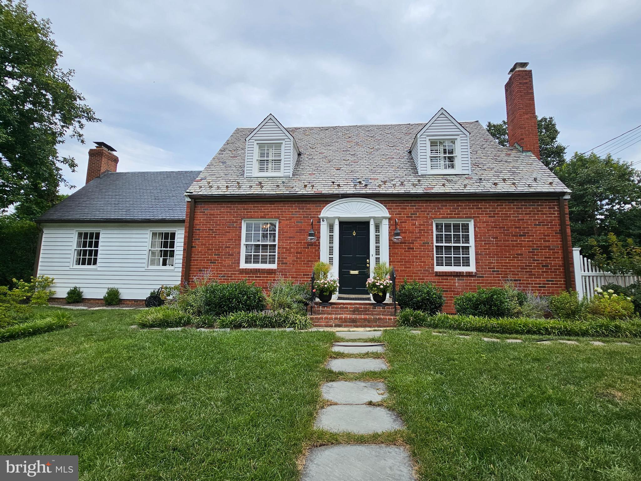 BEVERLEY HILLS - Residential