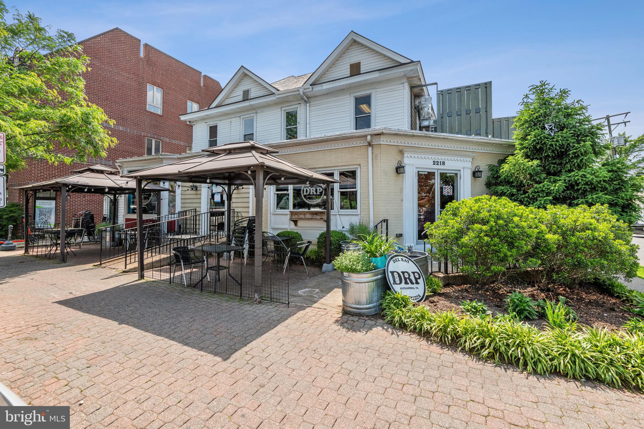 BEVERLEY HILLS - Residential