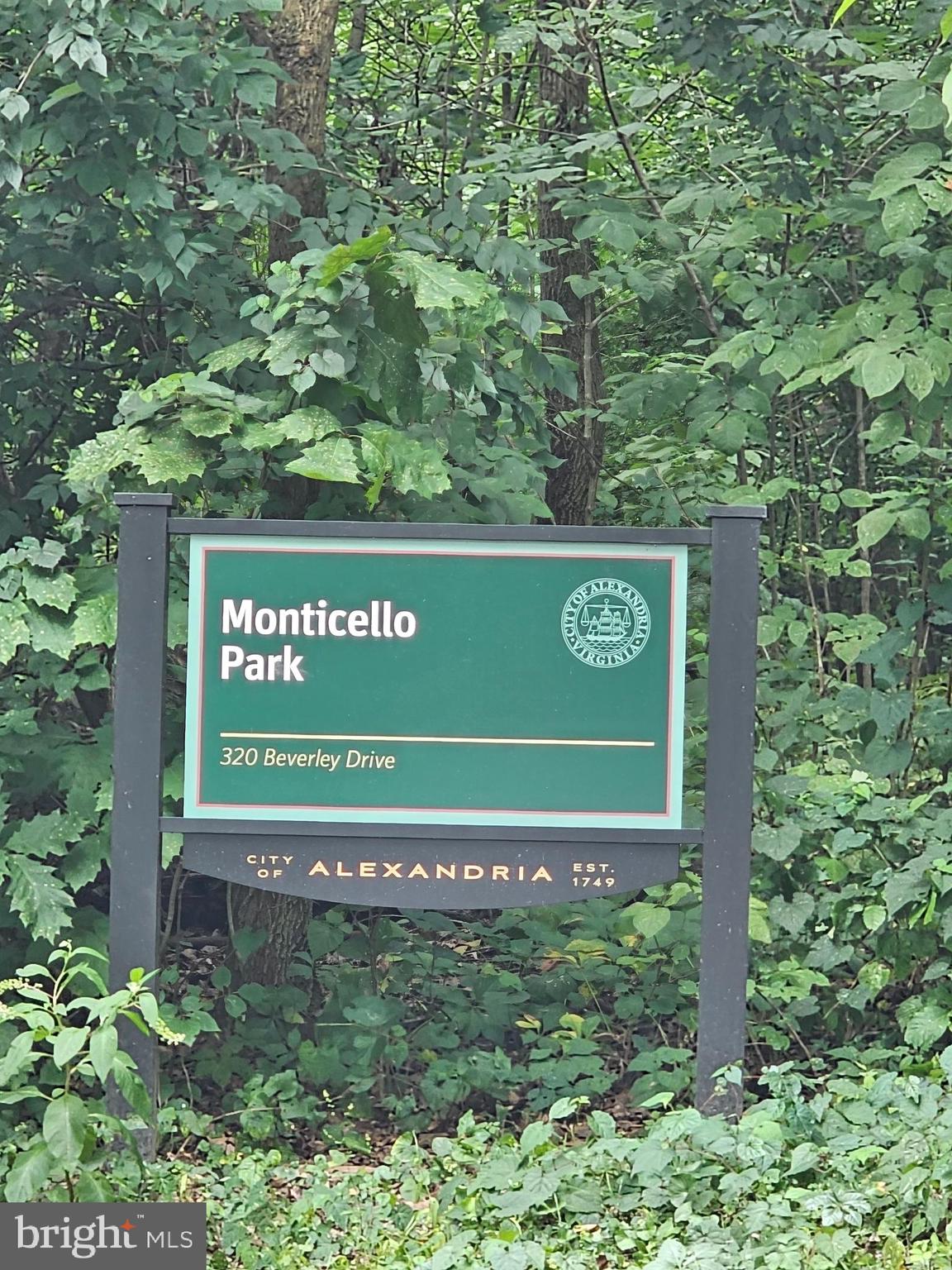 BEVERLEY HILLS - Residential