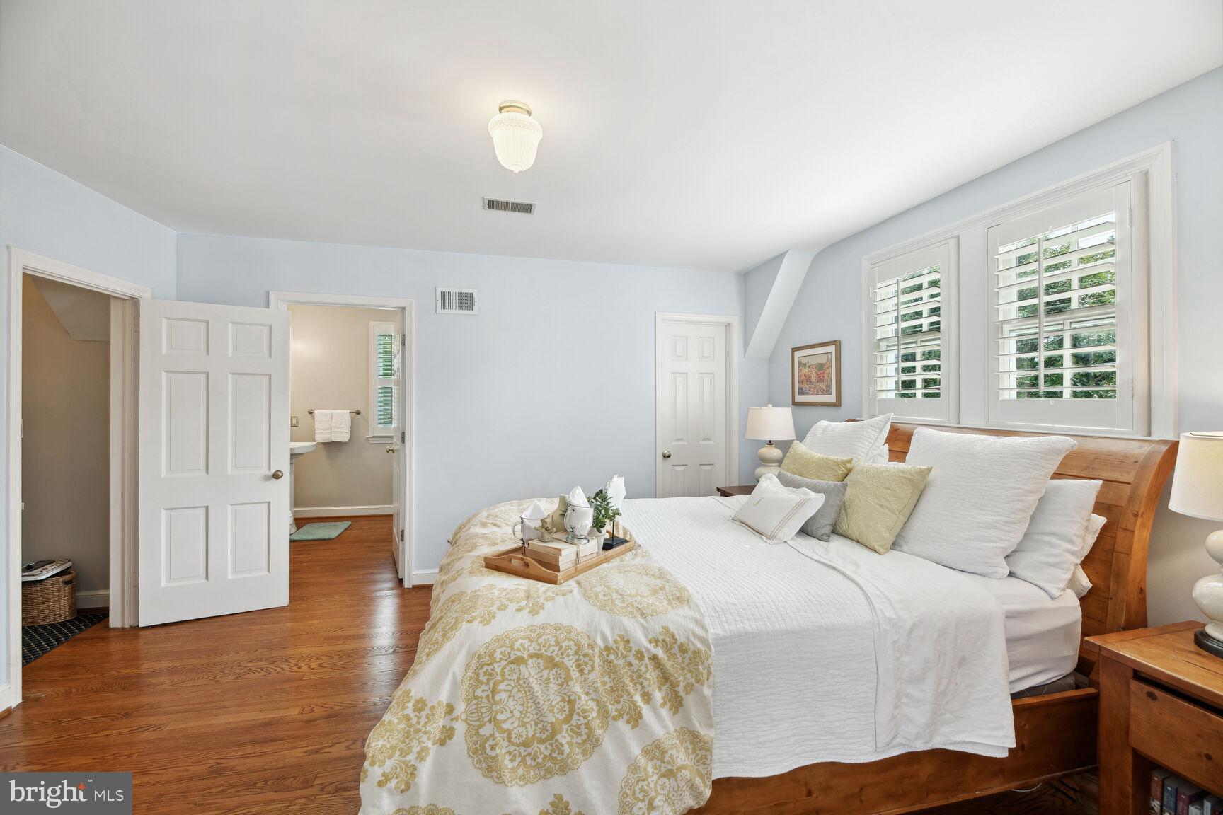 BEVERLEY HILLS - Residential