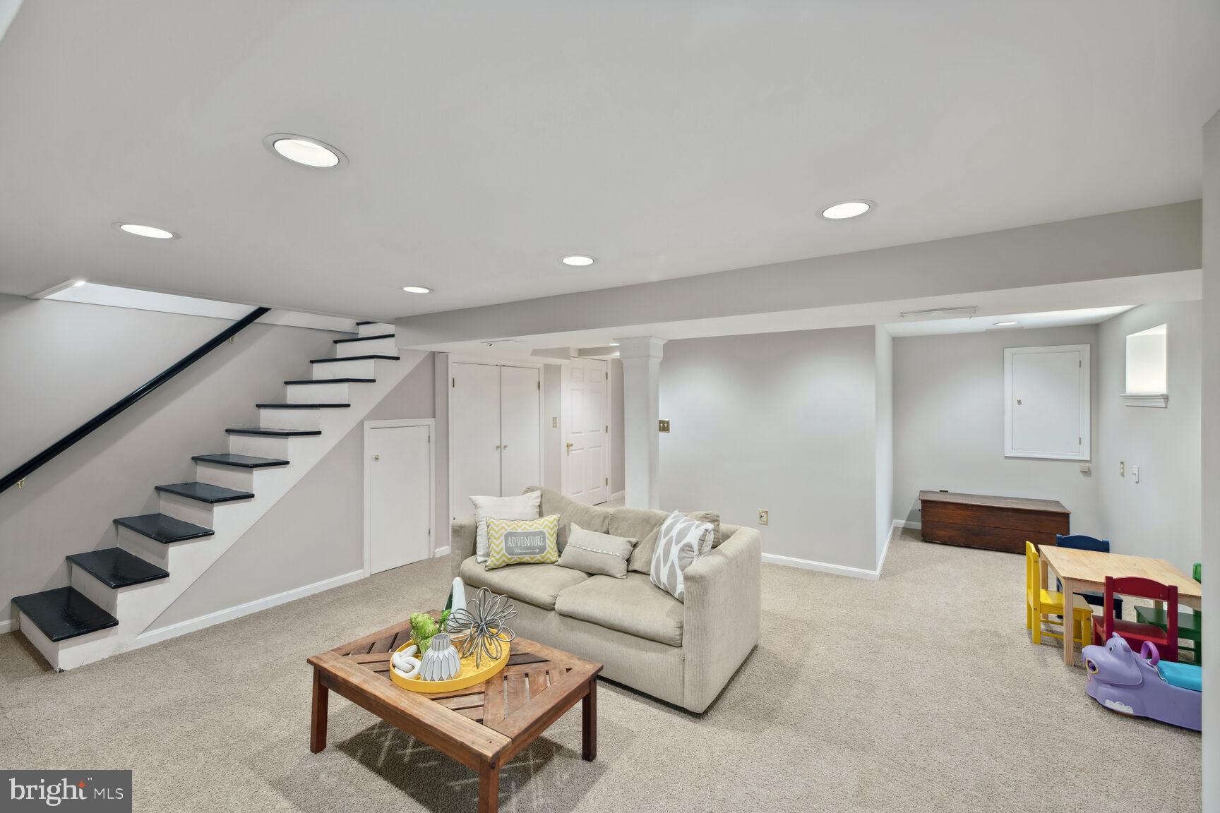 BEVERLEY HILLS - Residential