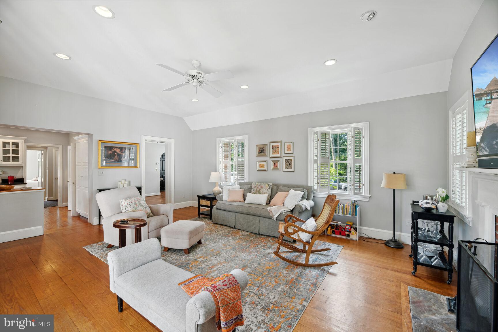 BEVERLEY HILLS - Residential