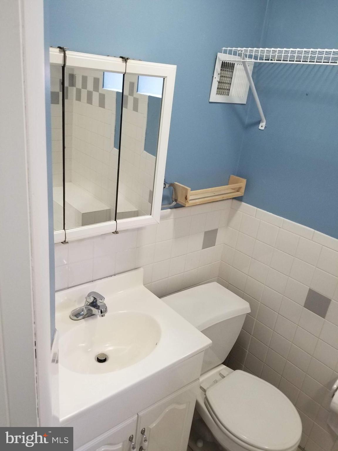 WHITMAN - Residential Lease