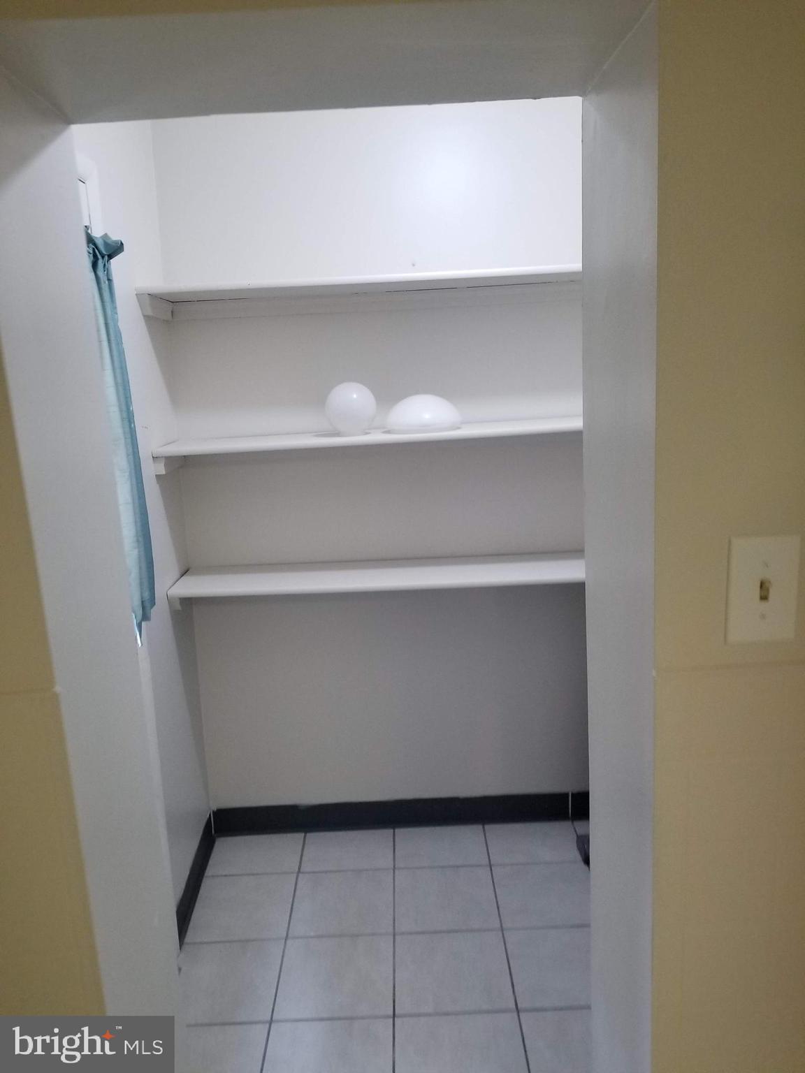 WHITMAN - Residential Lease