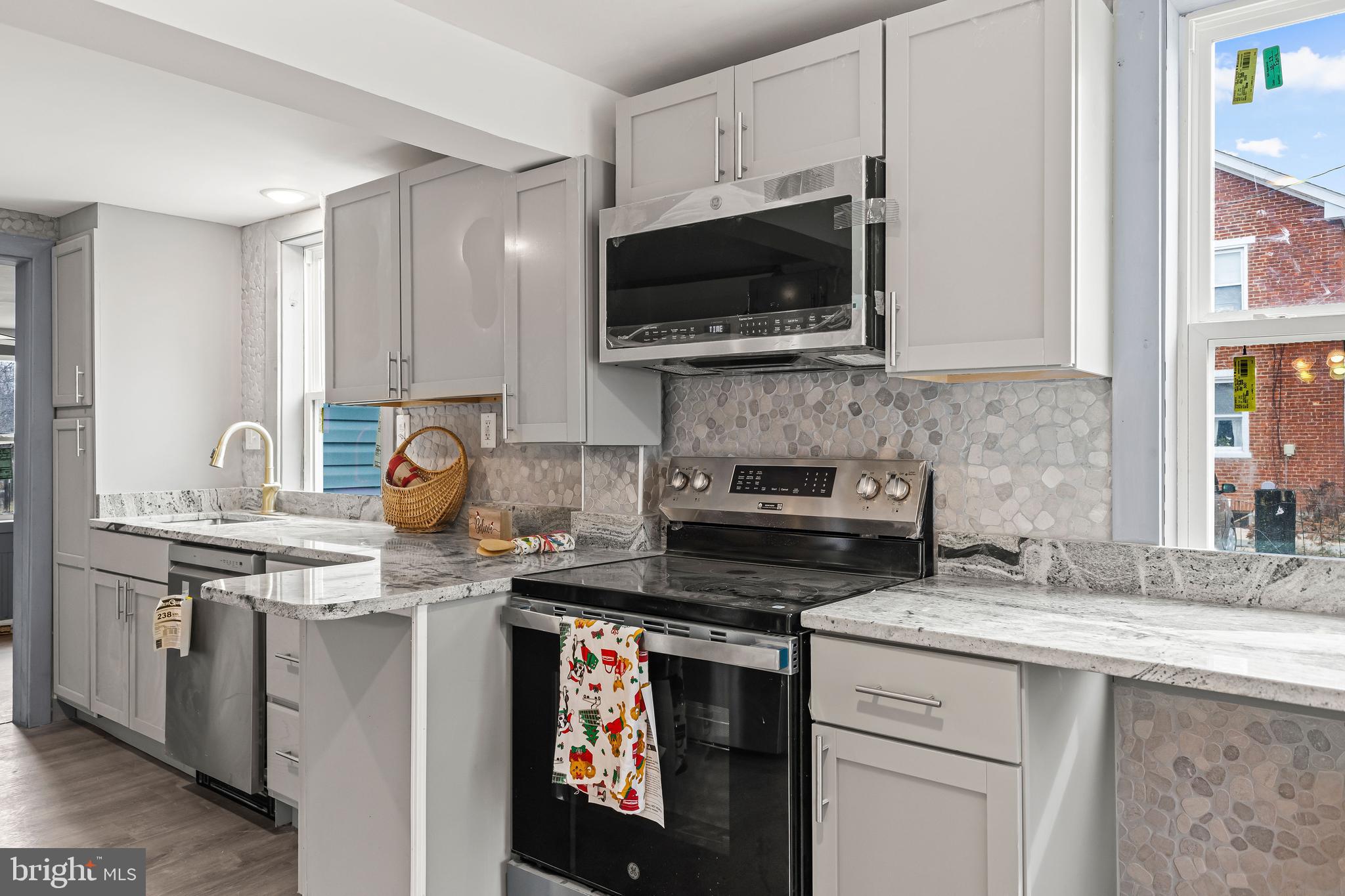 NONE, RURAL - Residential