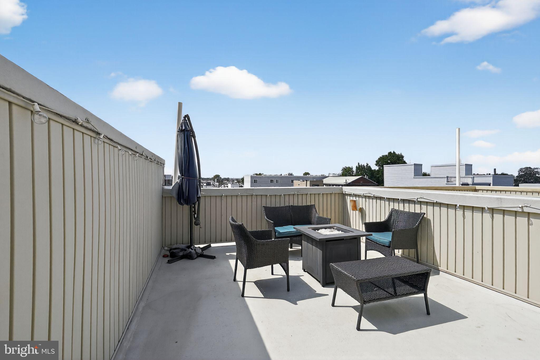 DICKINSON NARROWS - Residential