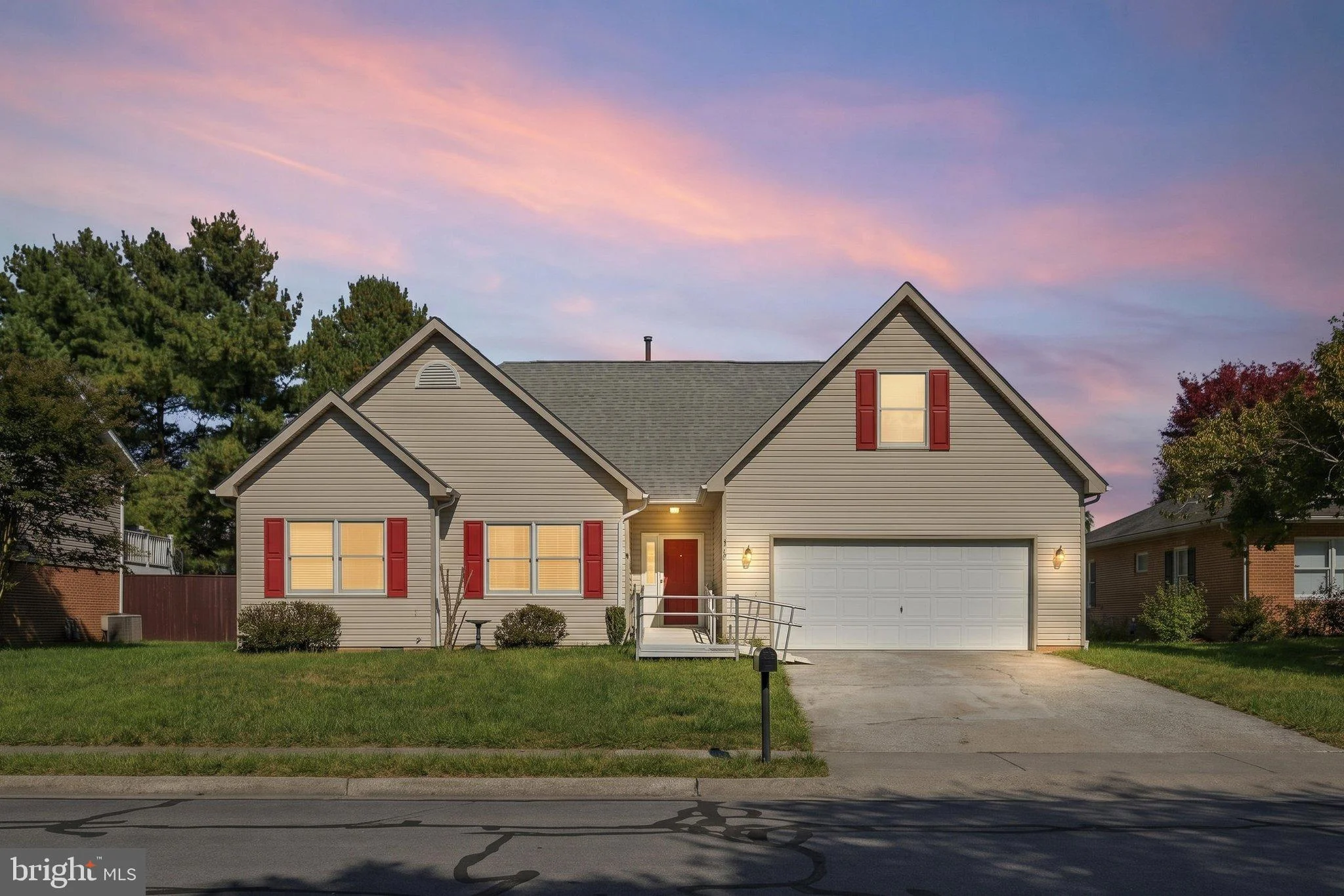 318 Stonehenge Road