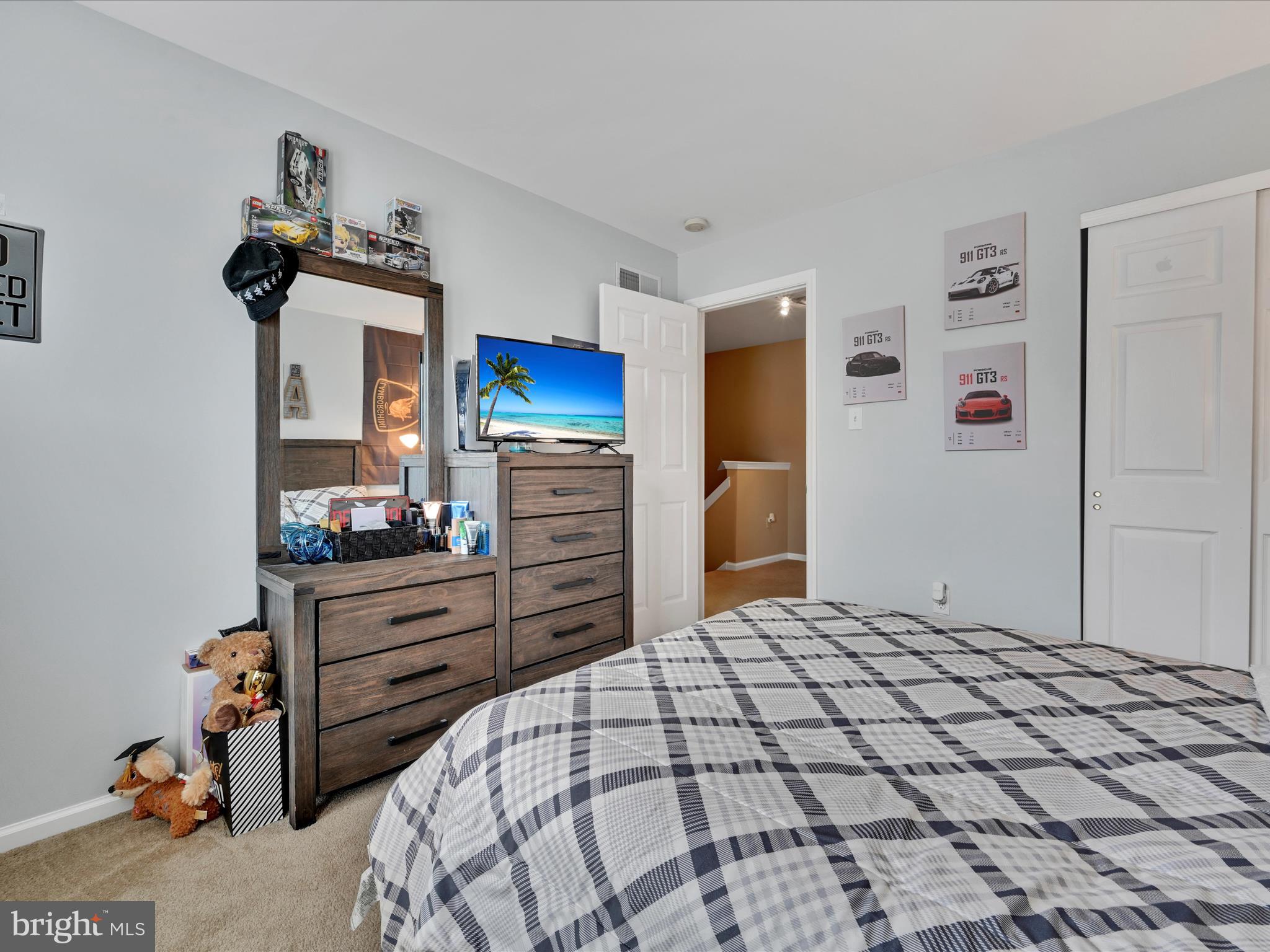 LAUREL SPRINGS - Residential