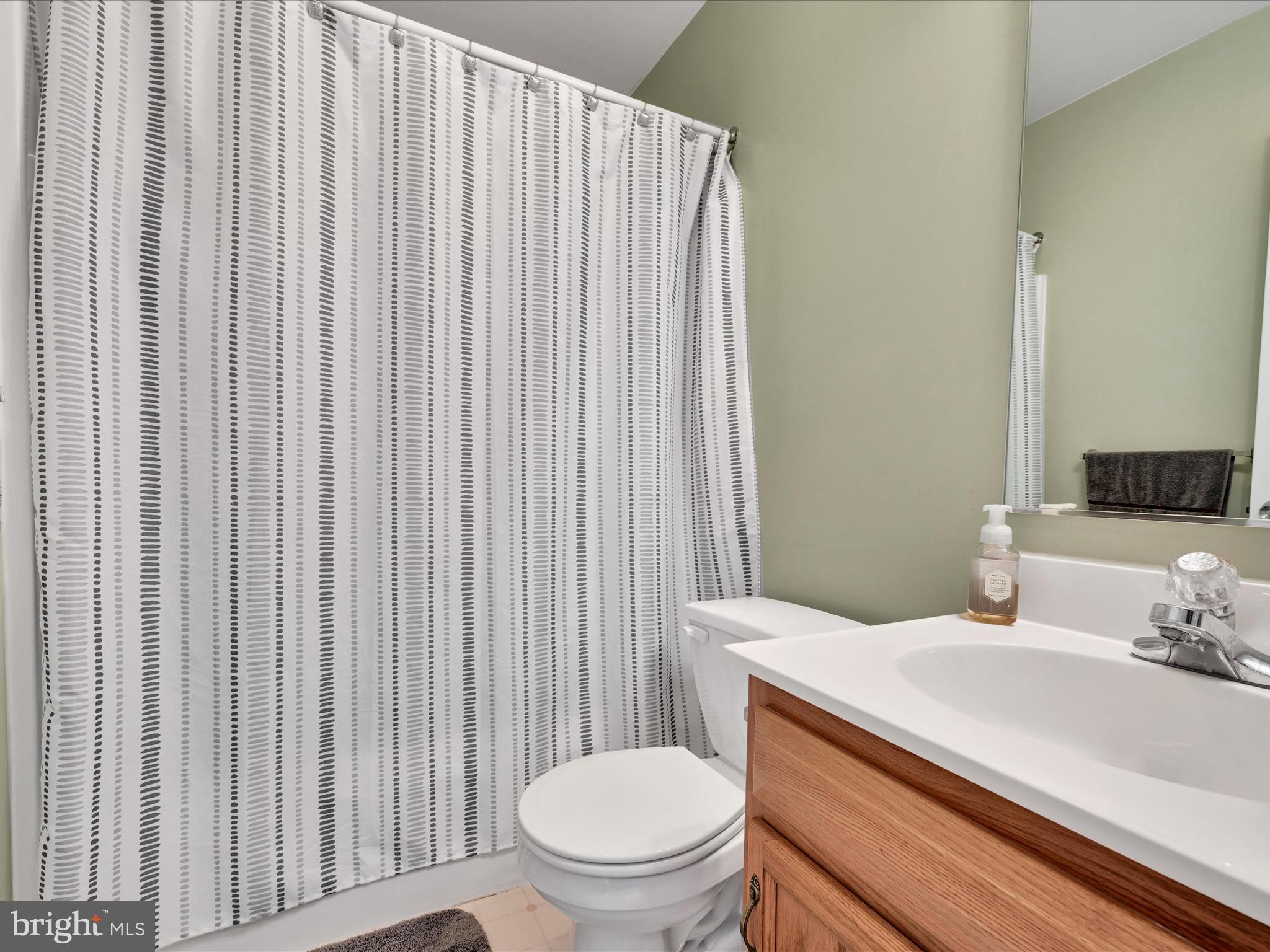 LAUREL SPRINGS - Residential