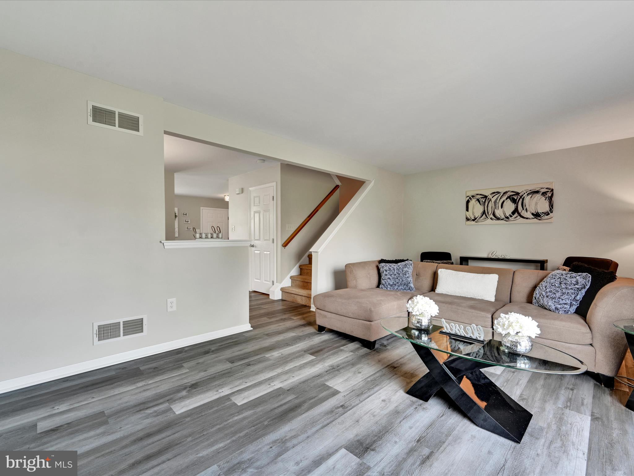 LAUREL SPRINGS - Residential