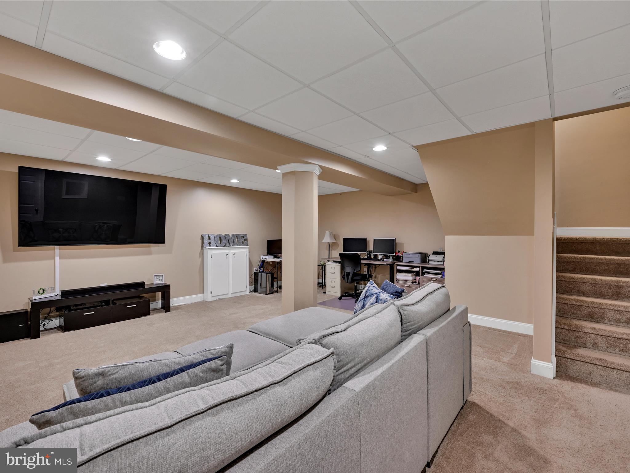 LAUREL SPRINGS - Residential