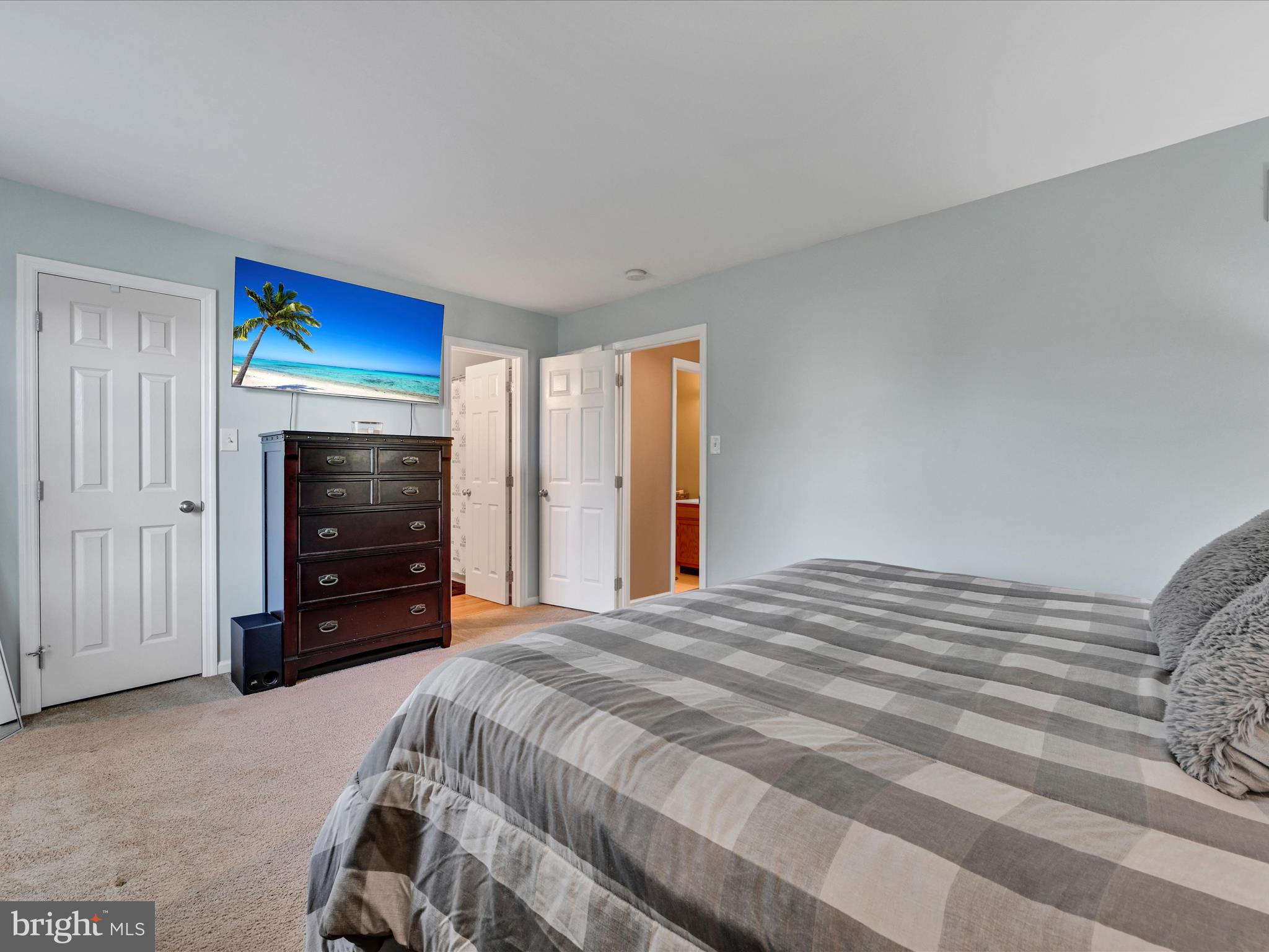 LAUREL SPRINGS - Residential