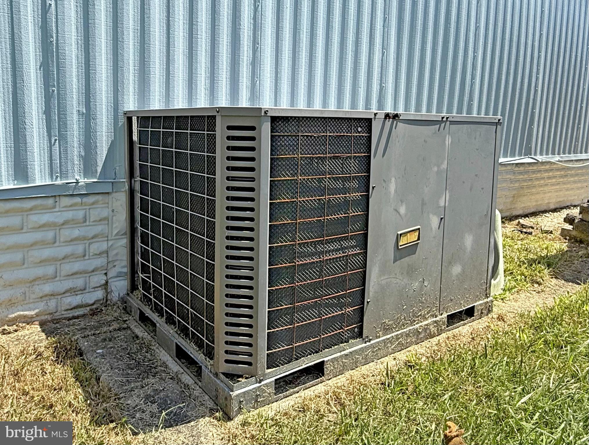 CAMELOT MHP - Residential