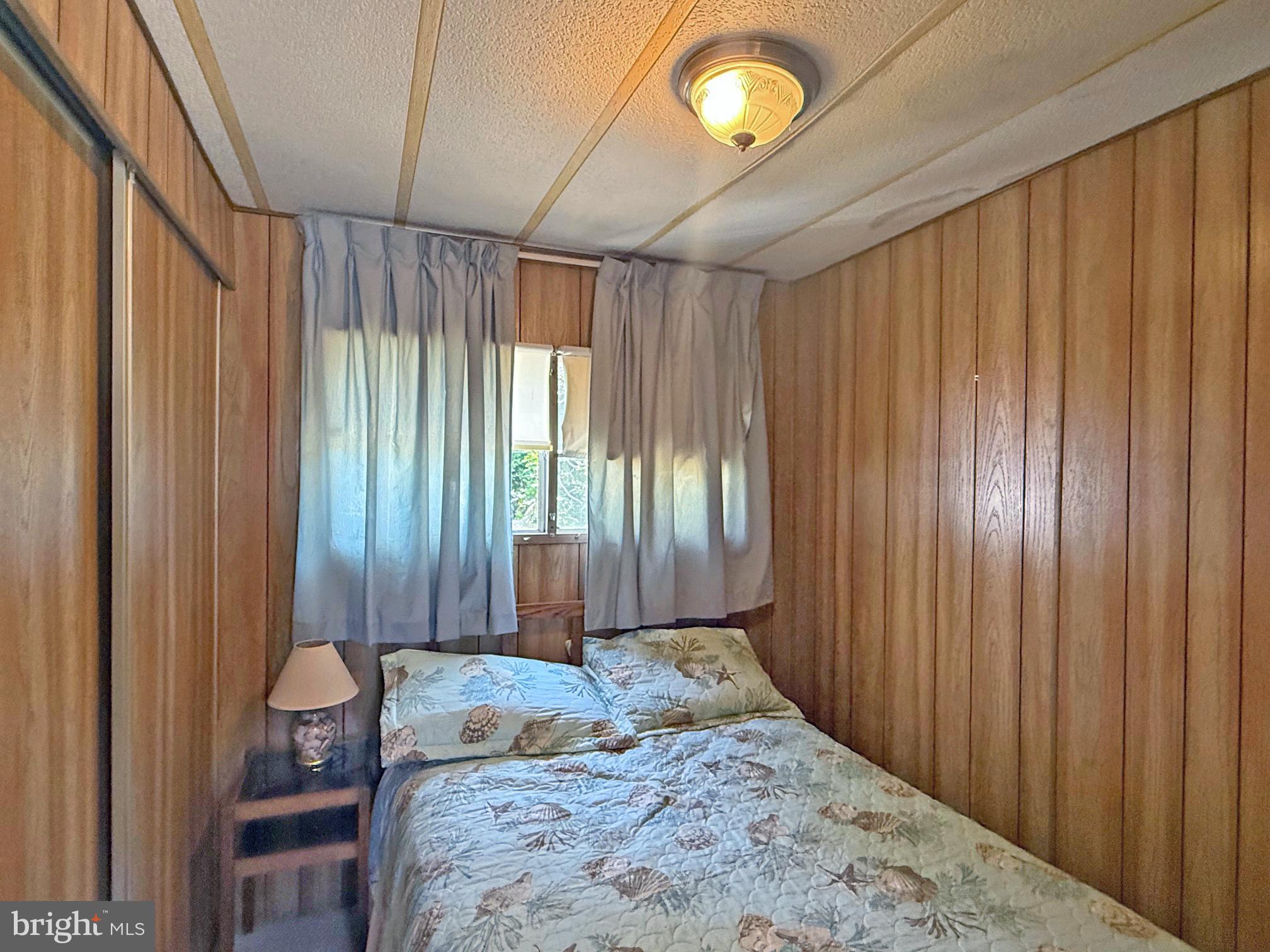 CAMELOT MHP - Residential