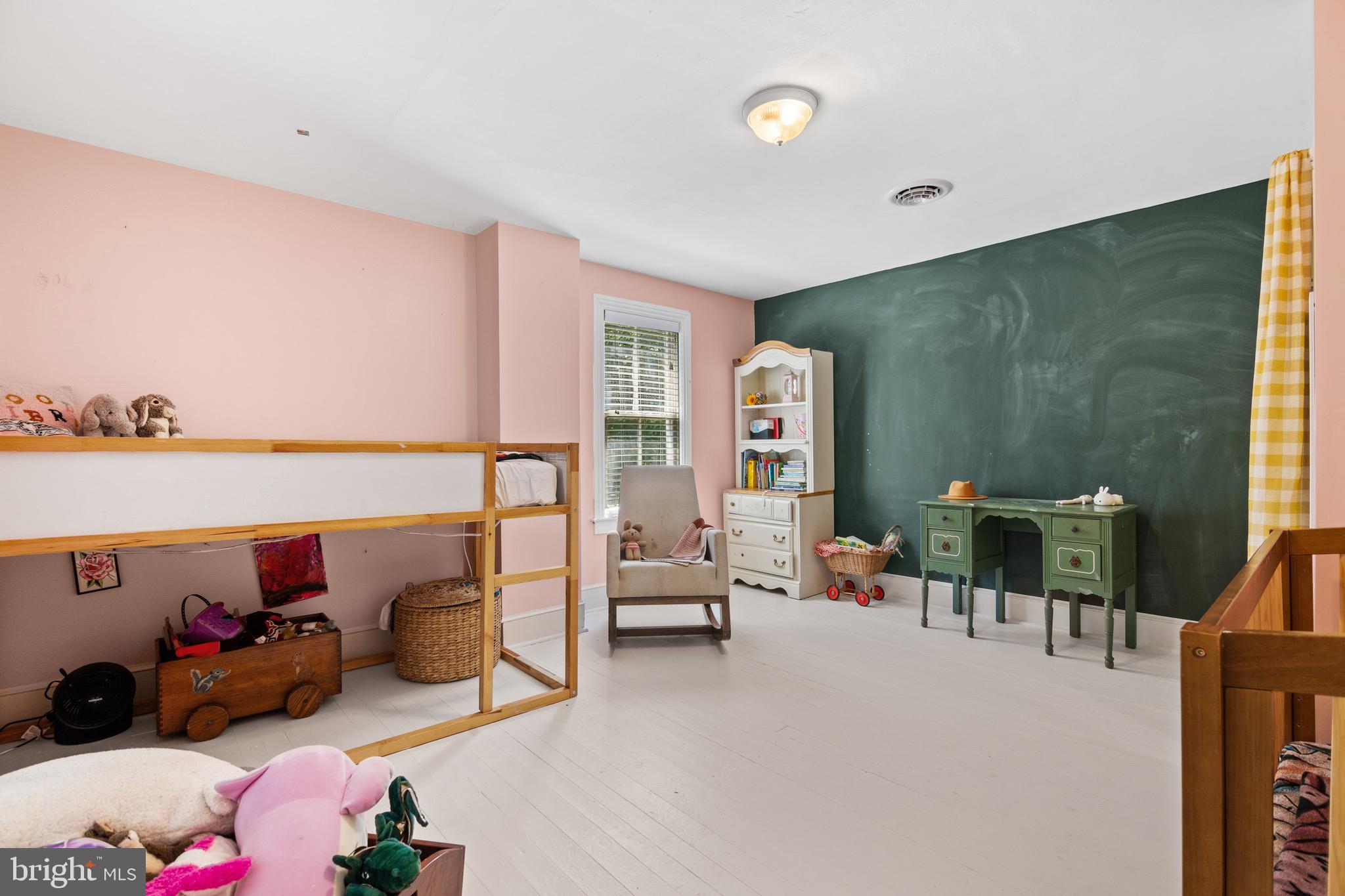 HONEYWOOD ON THE POTOMAC - Residential