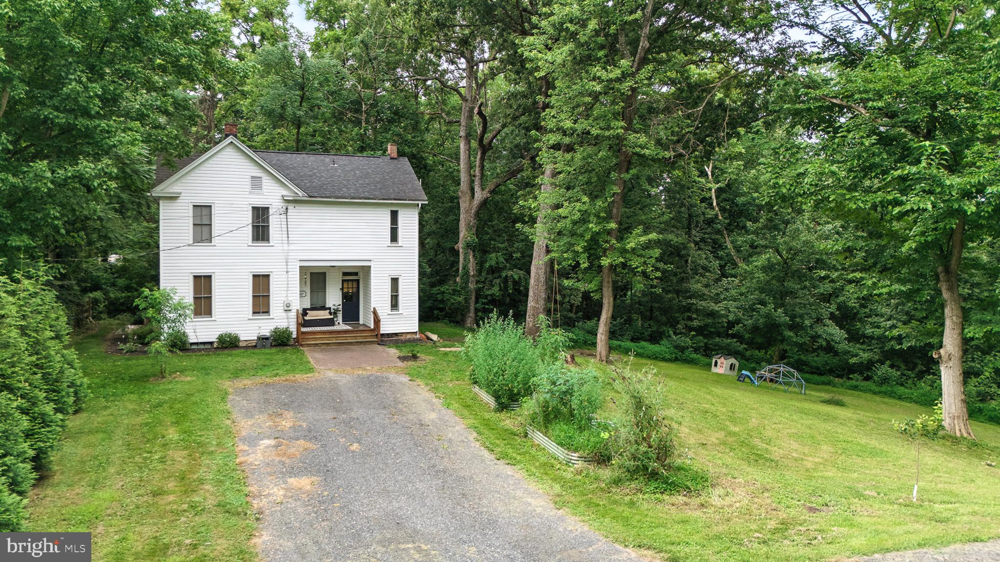 HONEYWOOD ON THE POTOMAC - Residential