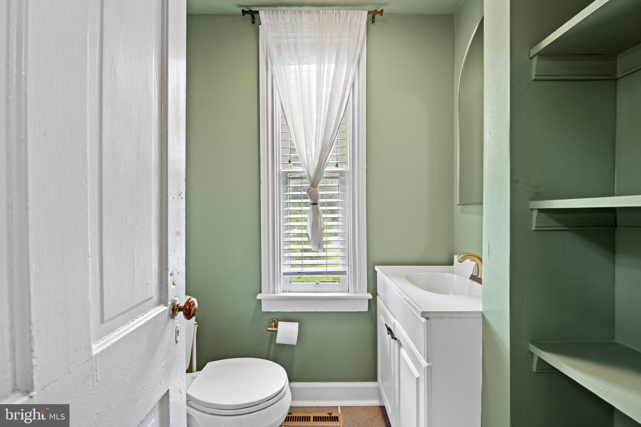 HONEYWOOD ON THE POTOMAC - Residential