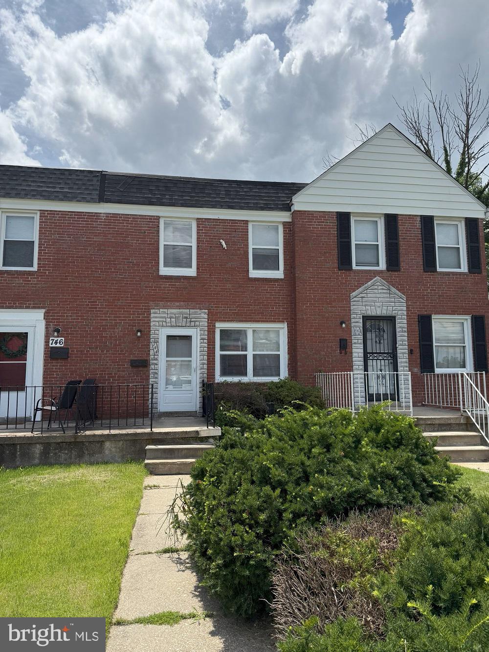 YALE HEIGHTS - Residential Lease