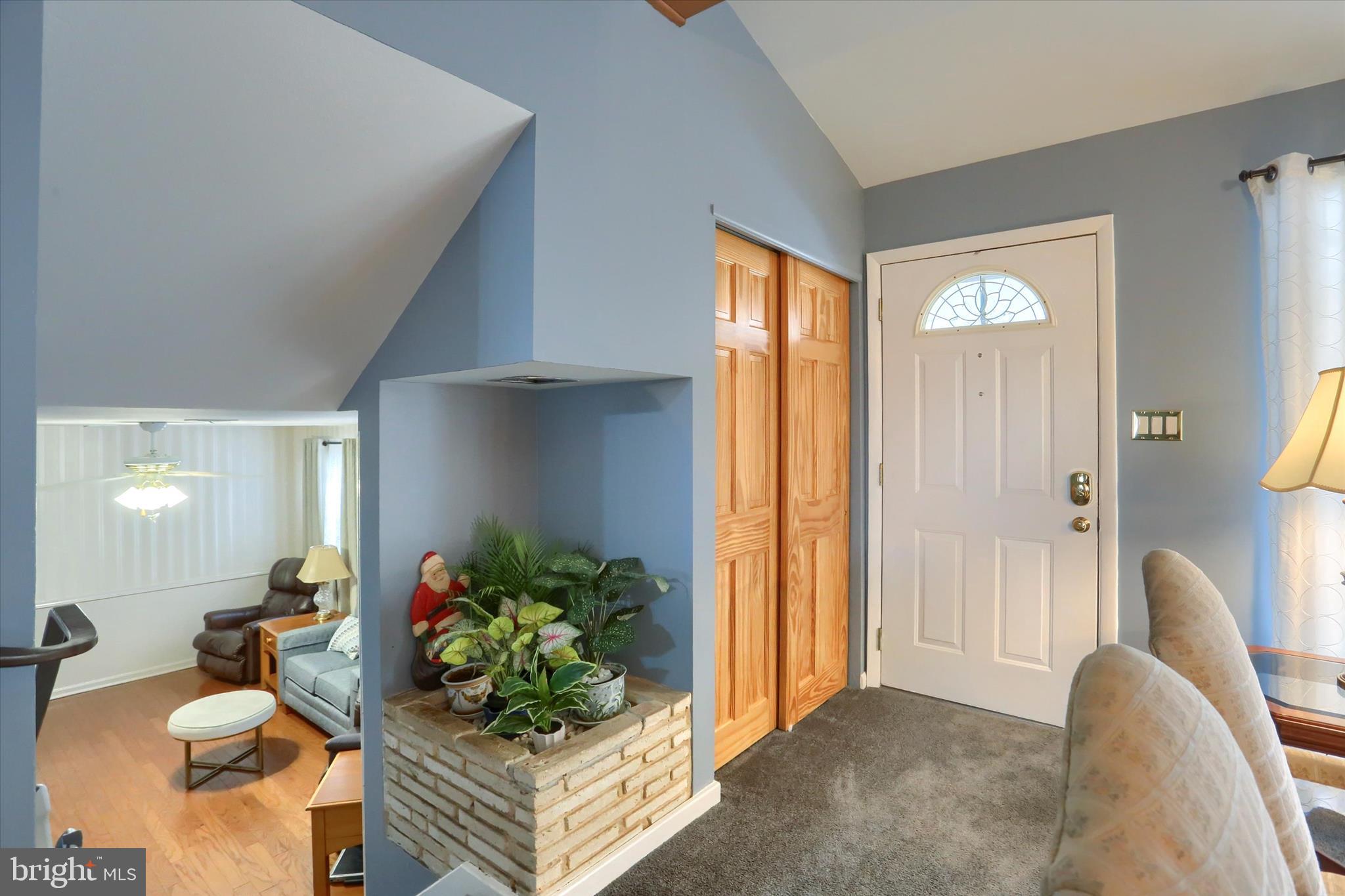 HOLLYWOOD - Residential