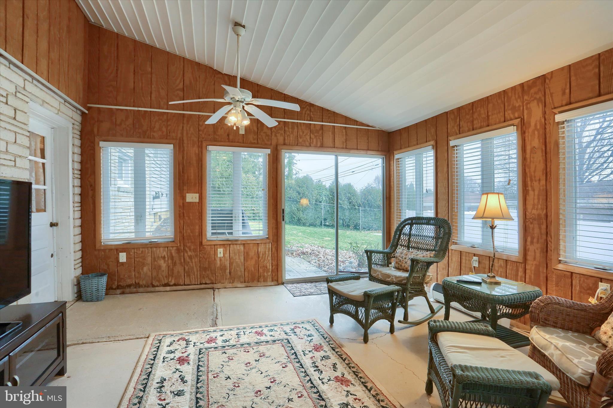 HOLLYWOOD - Residential