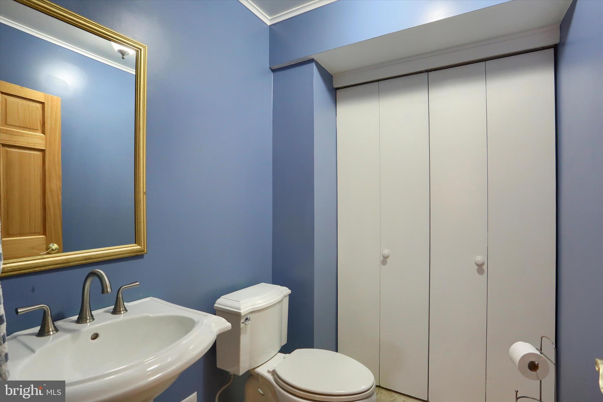 HOLLYWOOD - Residential