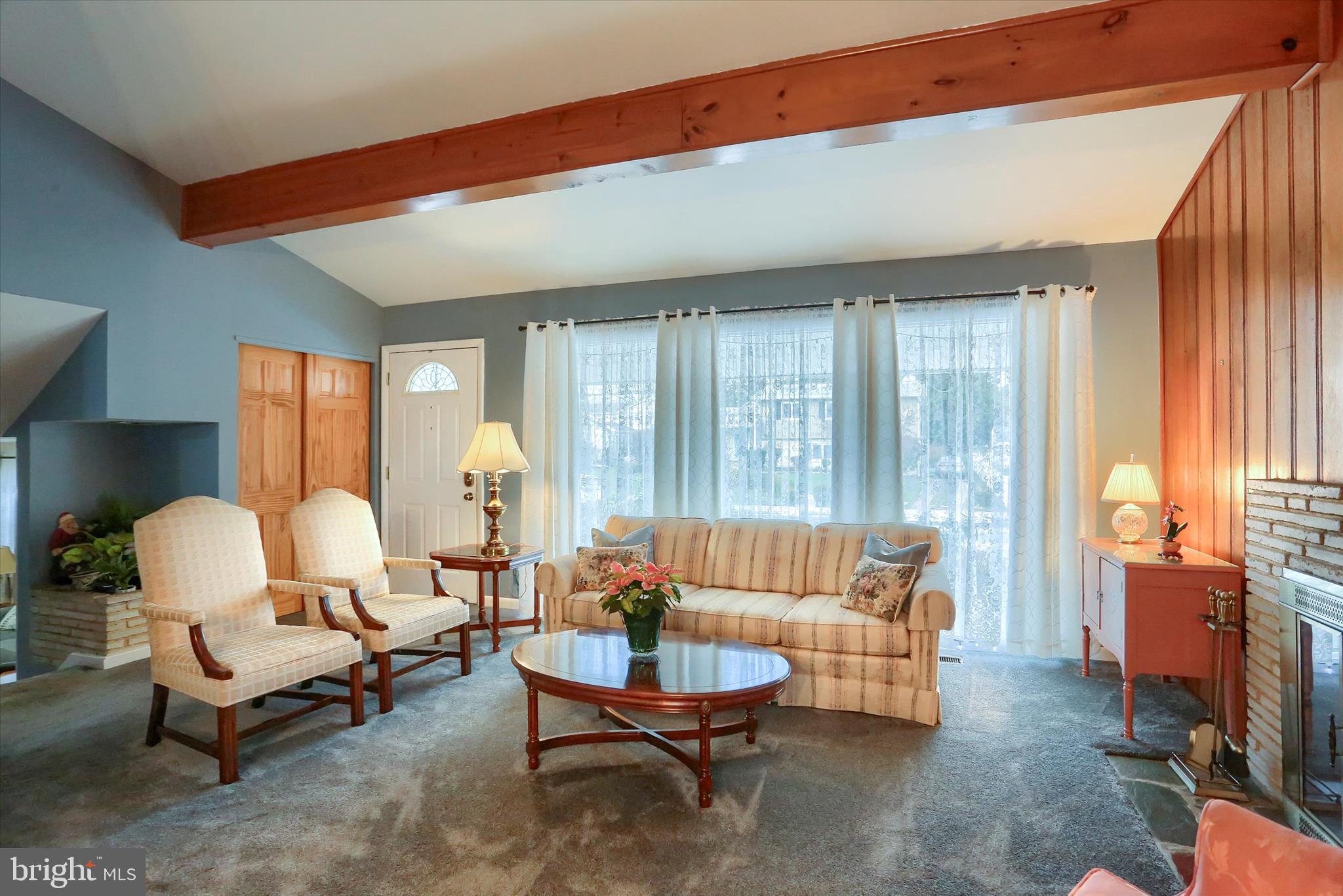 HOLLYWOOD - Residential