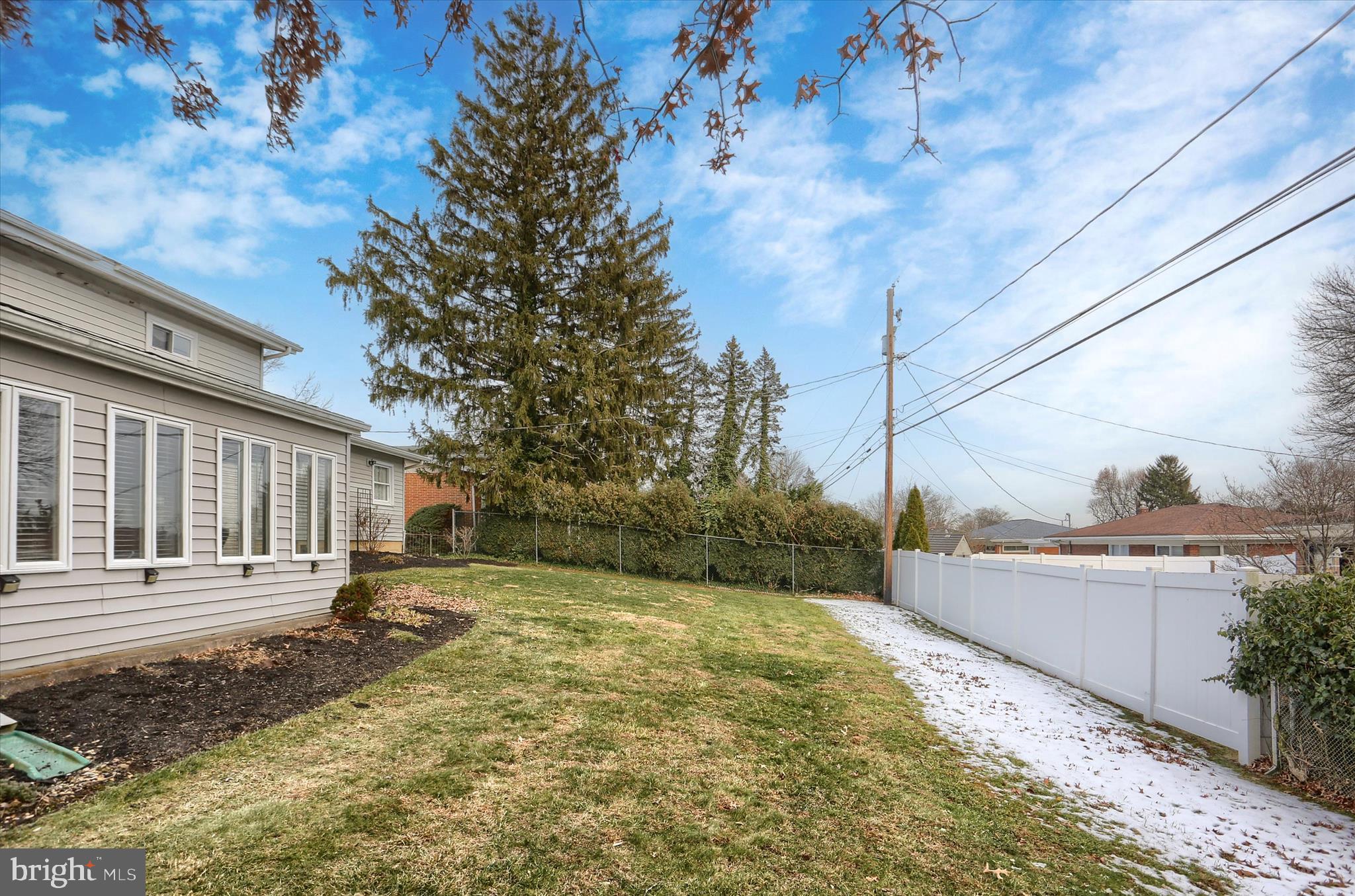 HOLLYWOOD - Residential