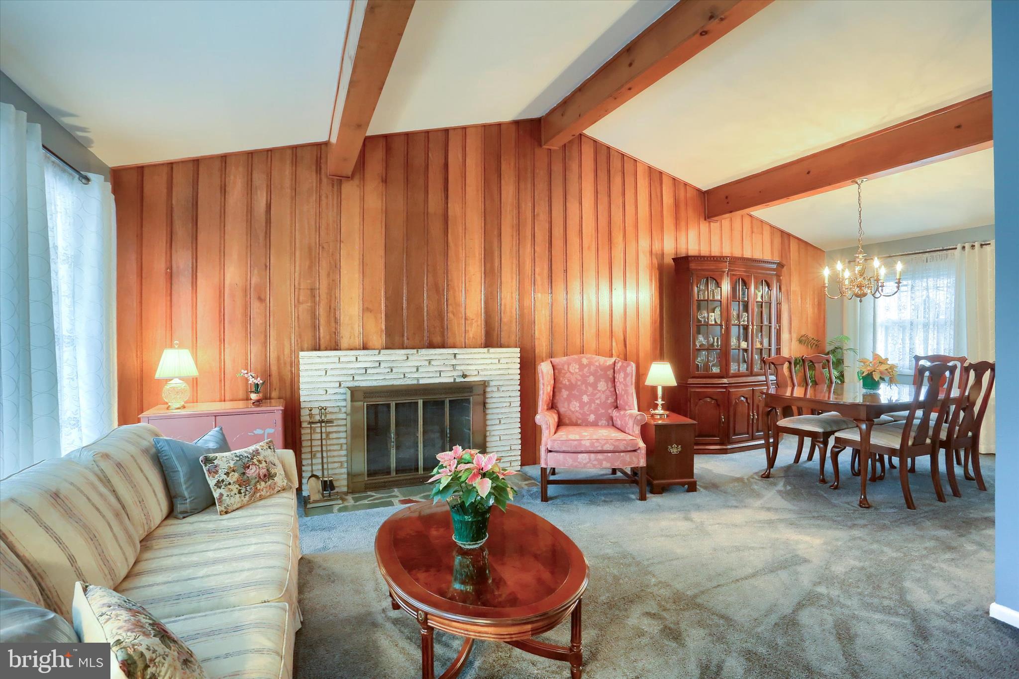 HOLLYWOOD - Residential