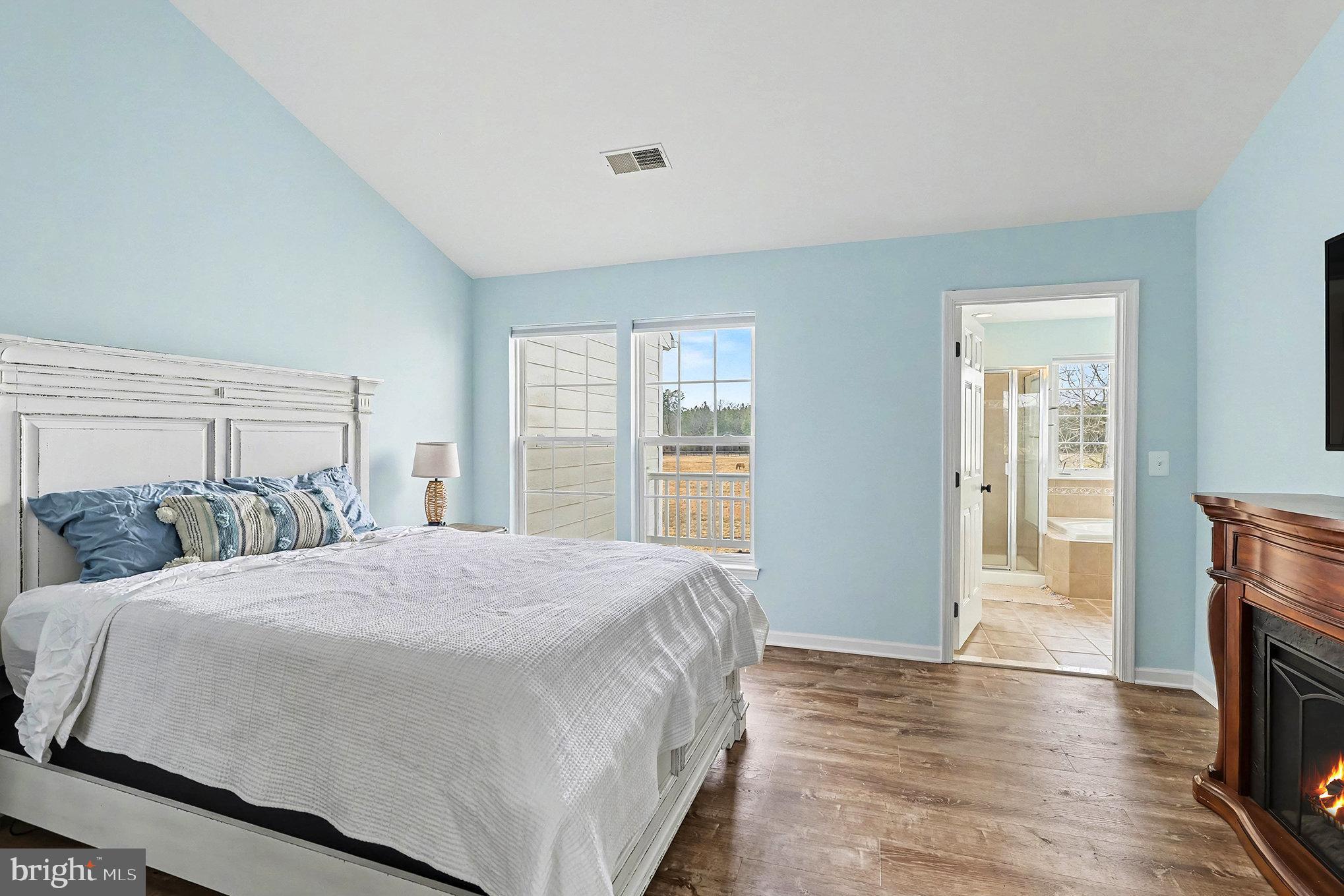 MONROE POINT TOWNHOUSES - Residential