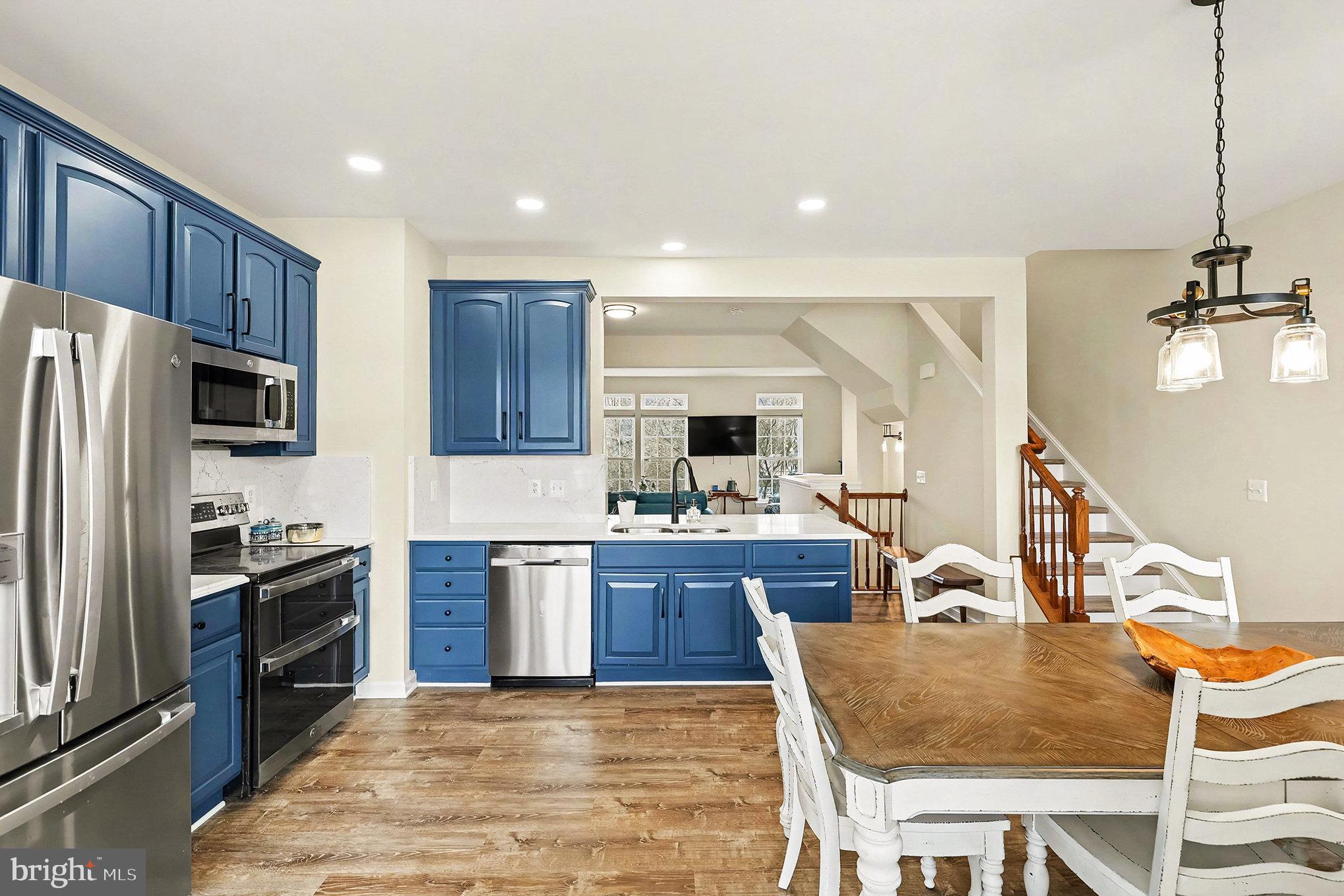 504 MONROE POINT DRIVE