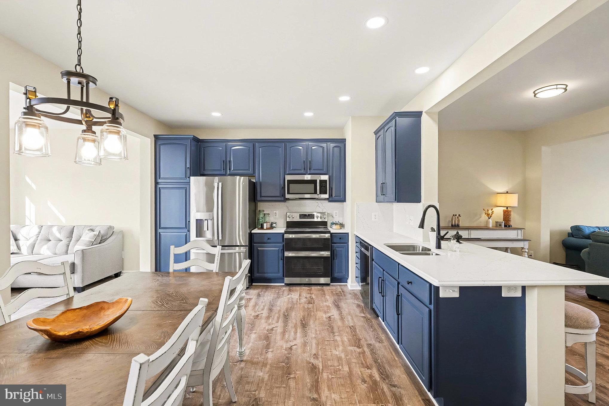 504 MONROE POINT DRIVE