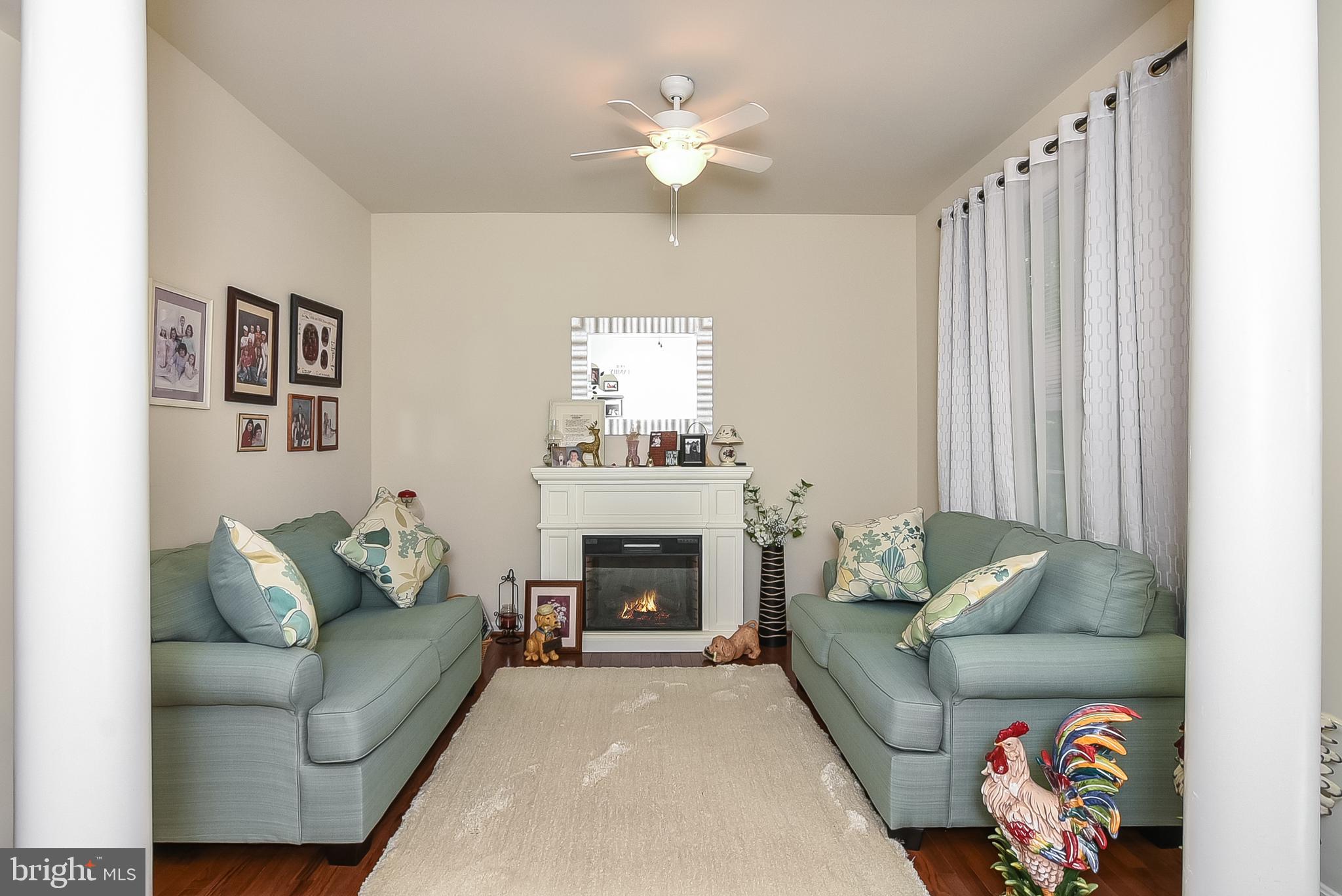 PRESIDENTIAL LAKES - Residential