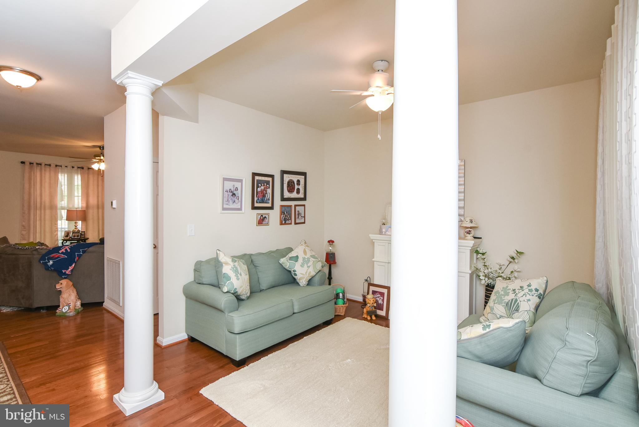 PRESIDENTIAL LAKES - Residential