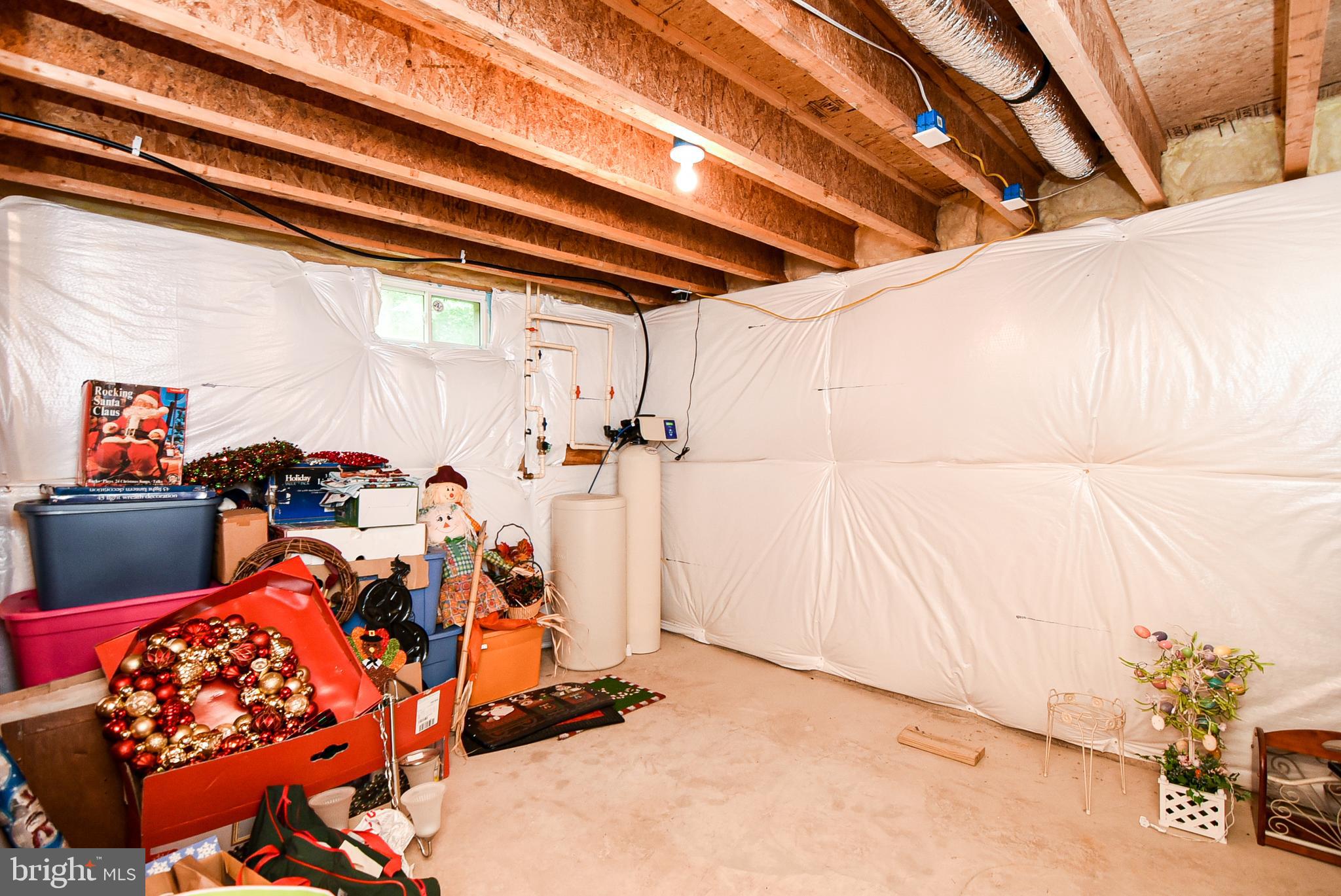 PRESIDENTIAL LAKES - Residential