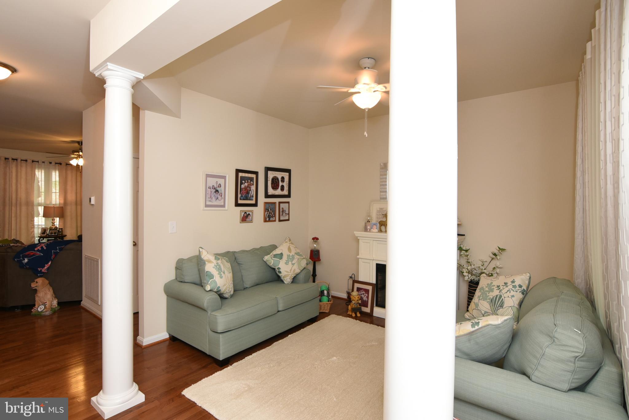 PRESIDENTIAL LAKES - Residential