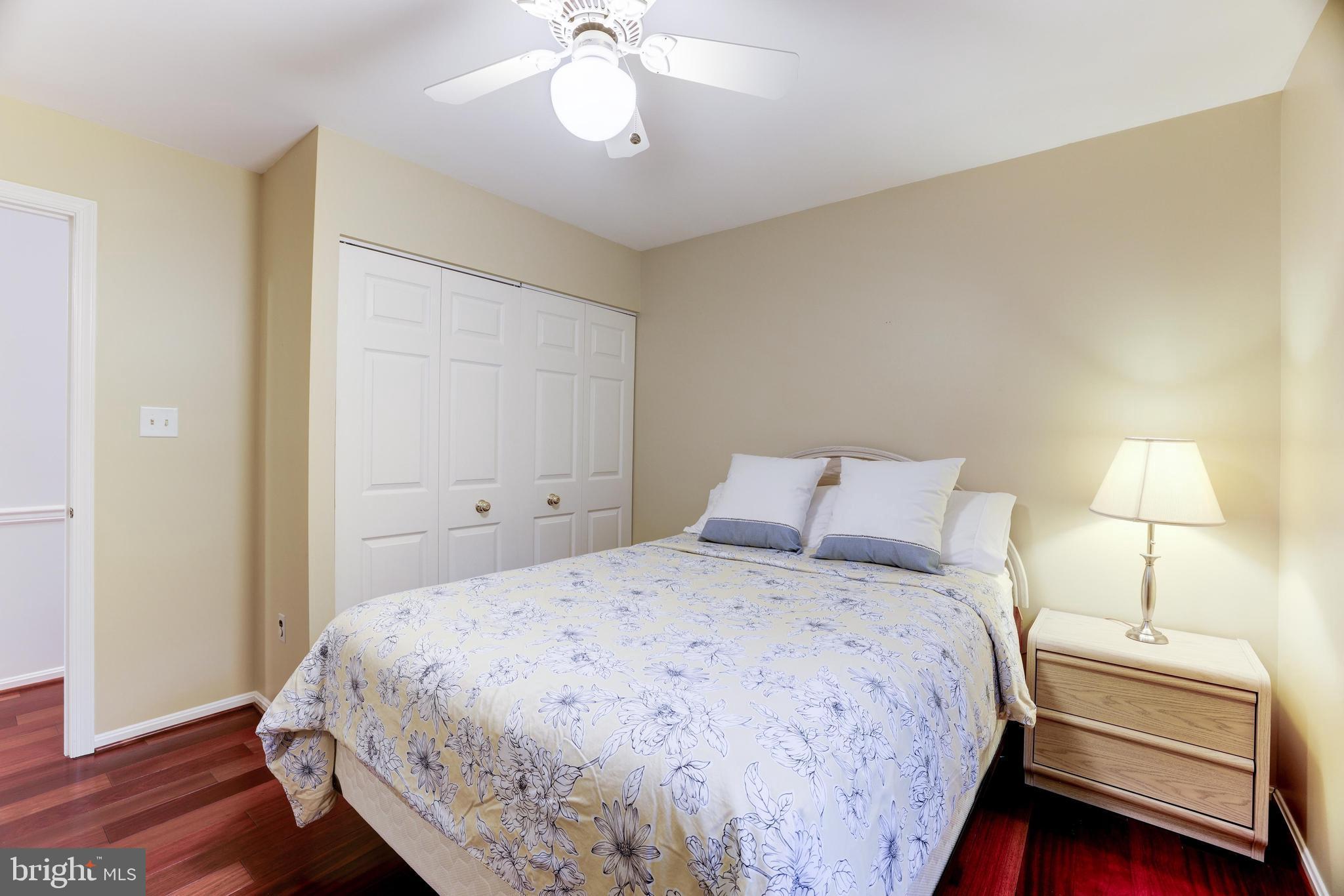 MIDDLERIDGE - Residential