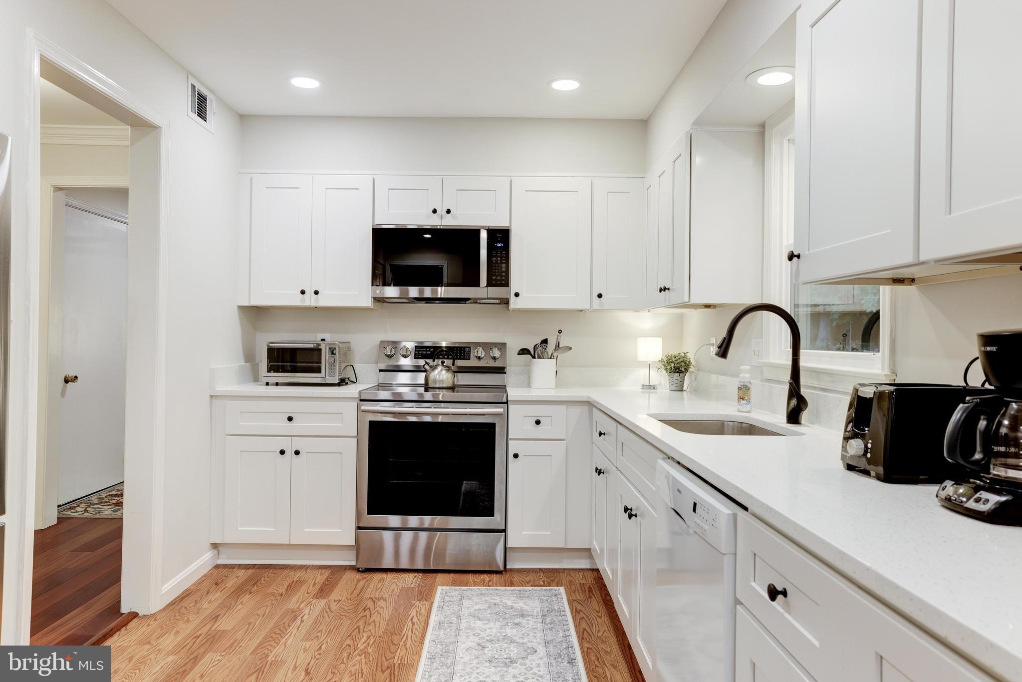 MIDDLERIDGE - Residential