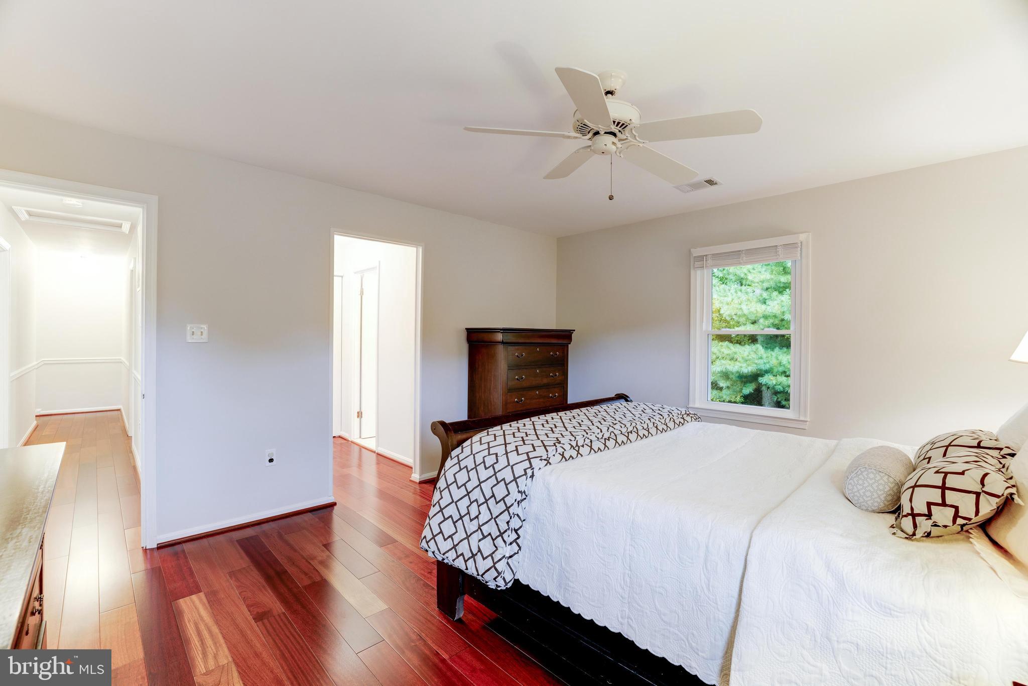 MIDDLERIDGE - Residential