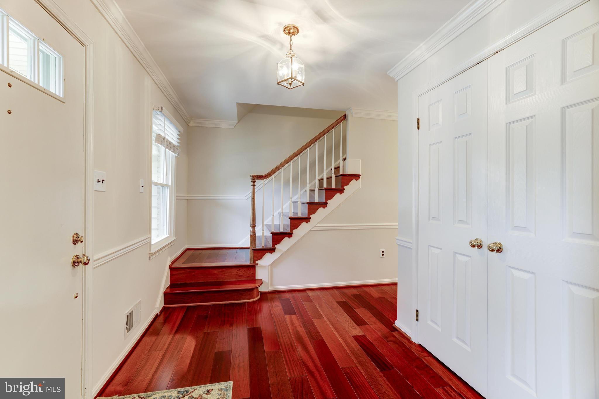 MIDDLERIDGE - Residential