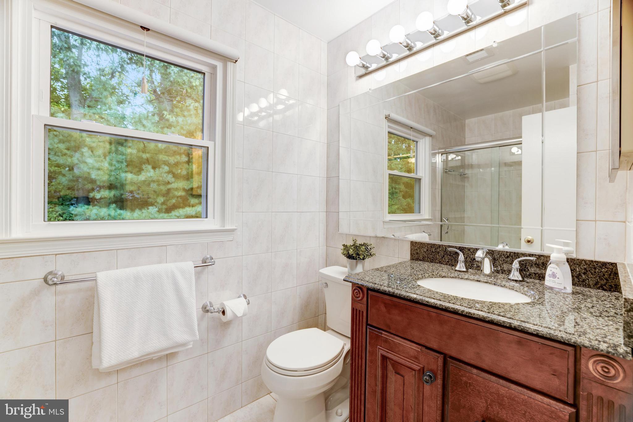 MIDDLERIDGE - Residential