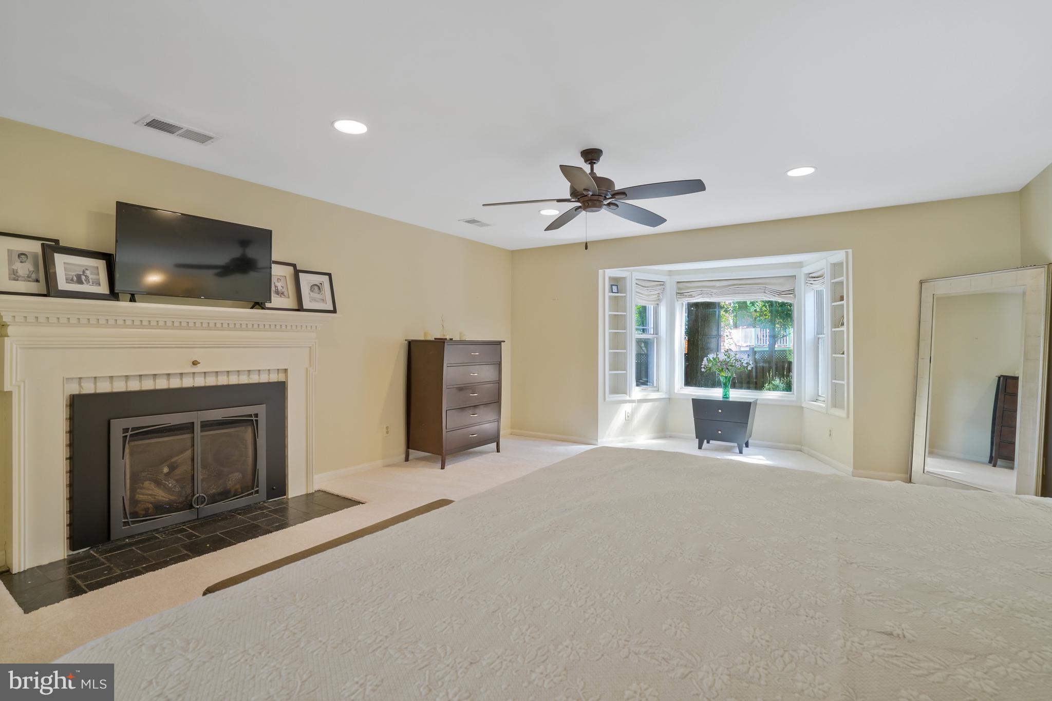 CRESTON - Residential